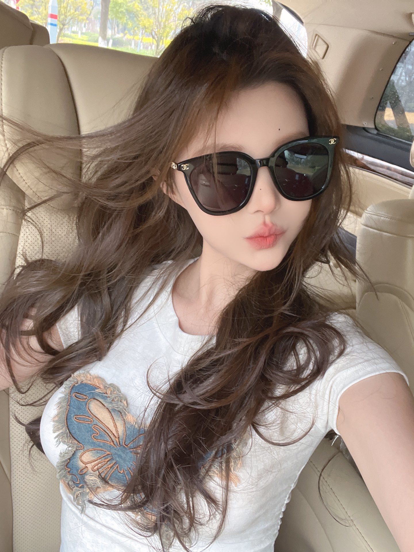 Women's Chic Nude Pink Square Sunglasses - Designer Style UV400