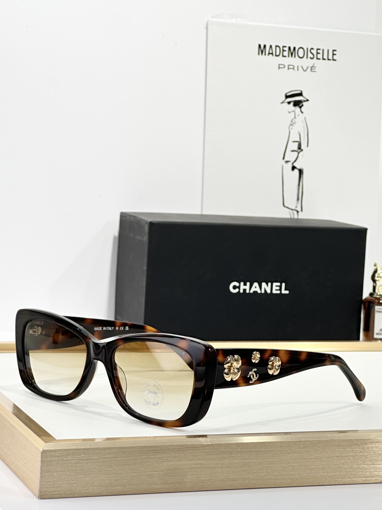 Chanel Camellia Flower Sunglasses - Luxury UV Protection Eyewear