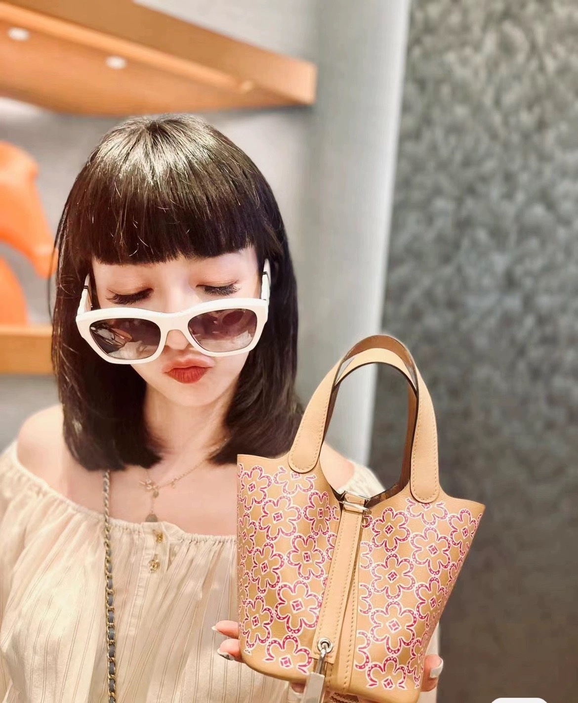 Luxury White Square Sunglasses - Elegant Designer Eyewear for Women