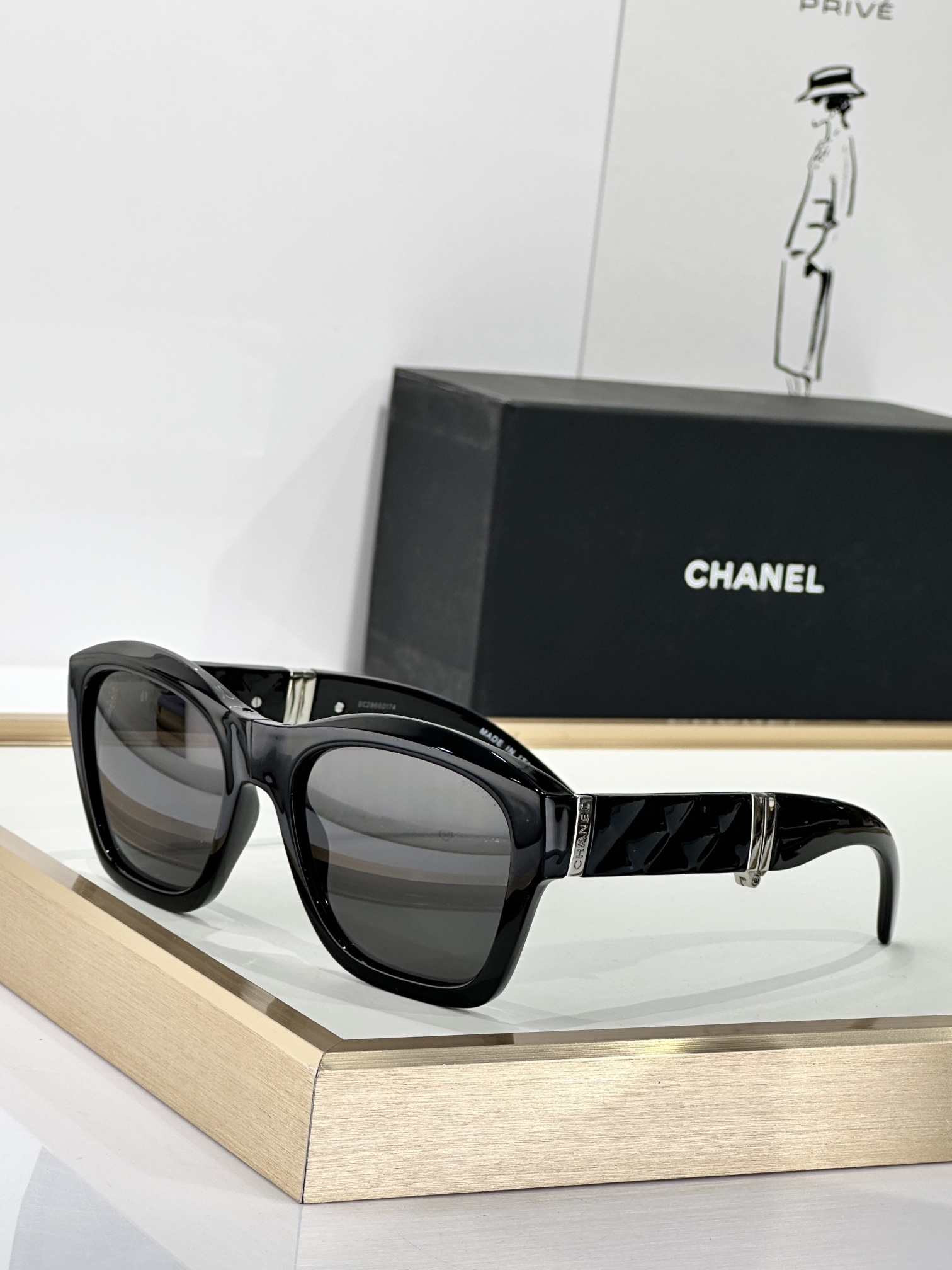Chanel Black Acetate Square Folding Sunglasses - Polarized Gray