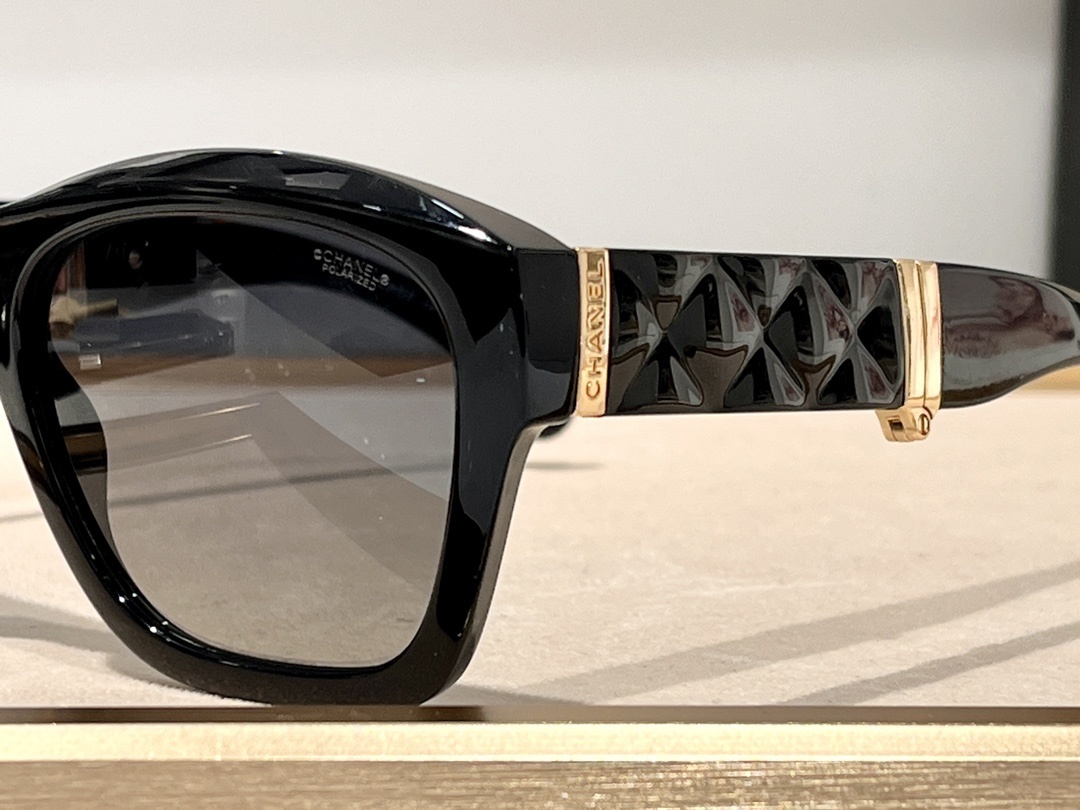 Chanel Foldable Square Sunglasses - Gray Acetate & Gradient Lenses