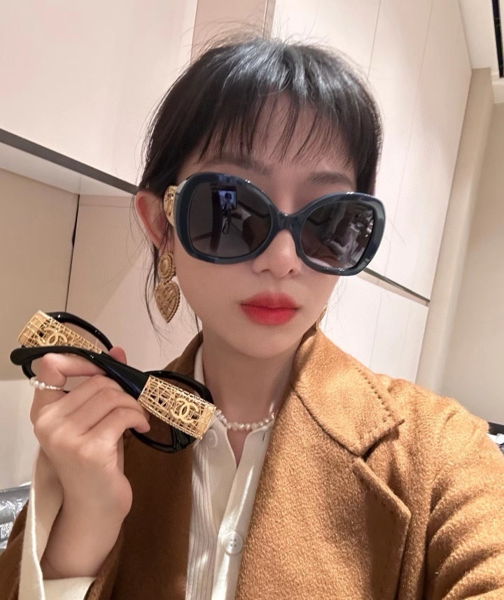 Chanel Luxury Square Sunglasses - Gold Lattice CC Logo Design