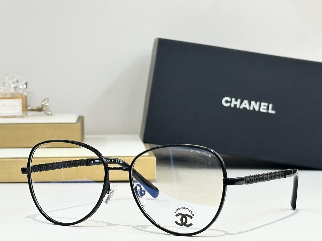 Chanel Luxury Metal Round Eyeglass Frames - Elegant Optical Design