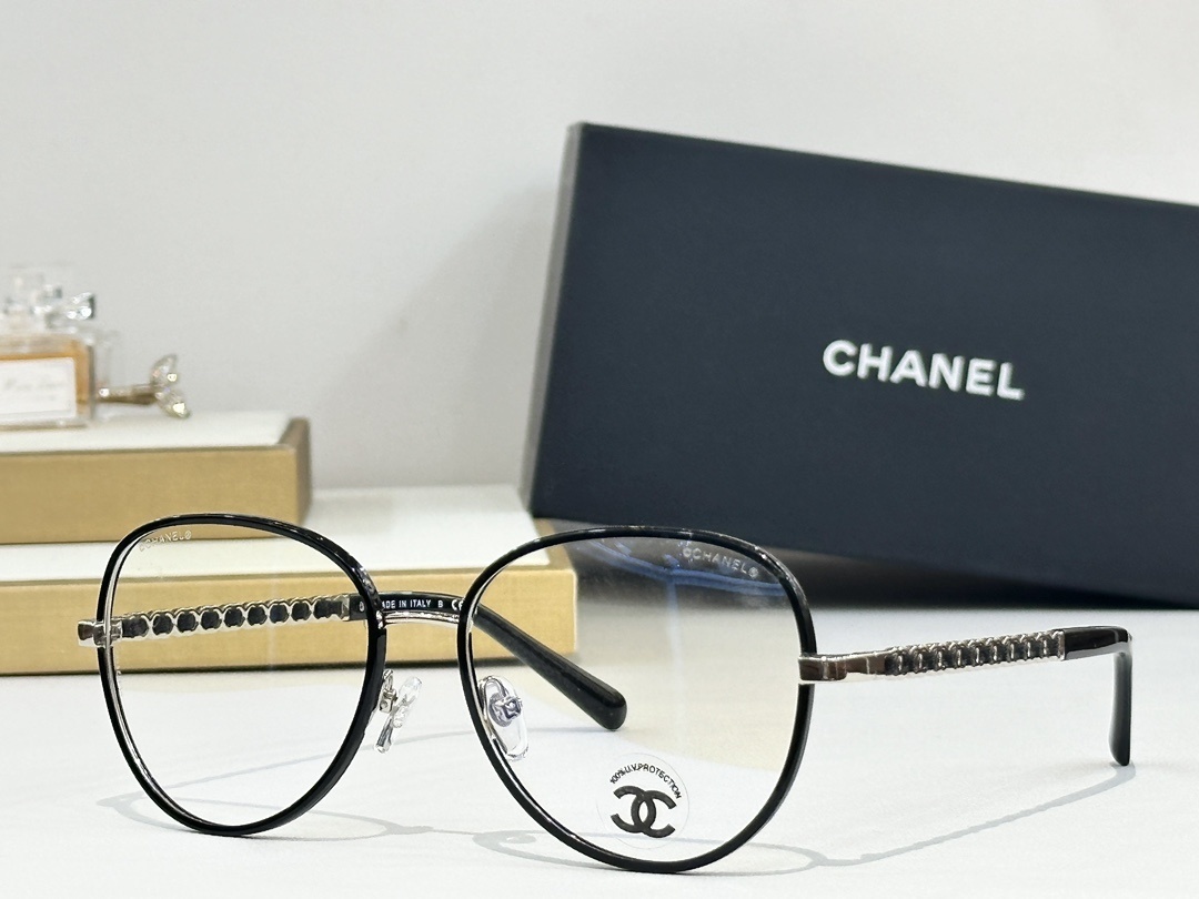 Chanel Luxury Metal Round Eyeglass Frames - Elegant Optical Design