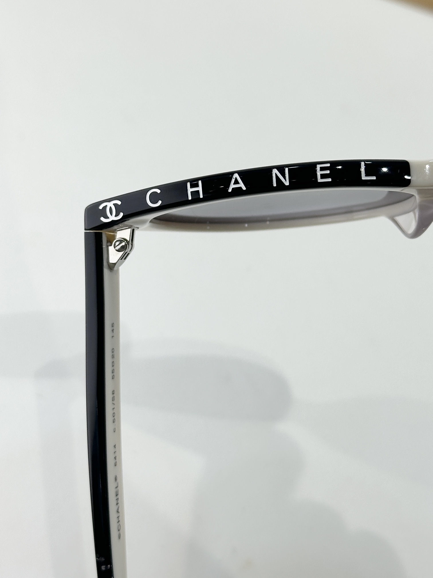 Chanel Luxury Cat Eye Sunglasses White and Black Frame for Women