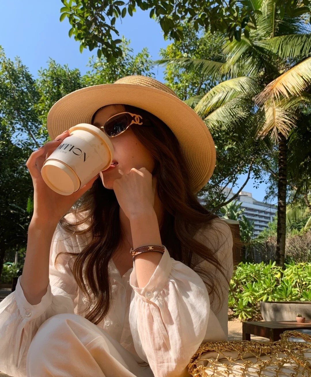 Luxury Vintage Gold Rectangle Sunglasses for Women - Retro Chic