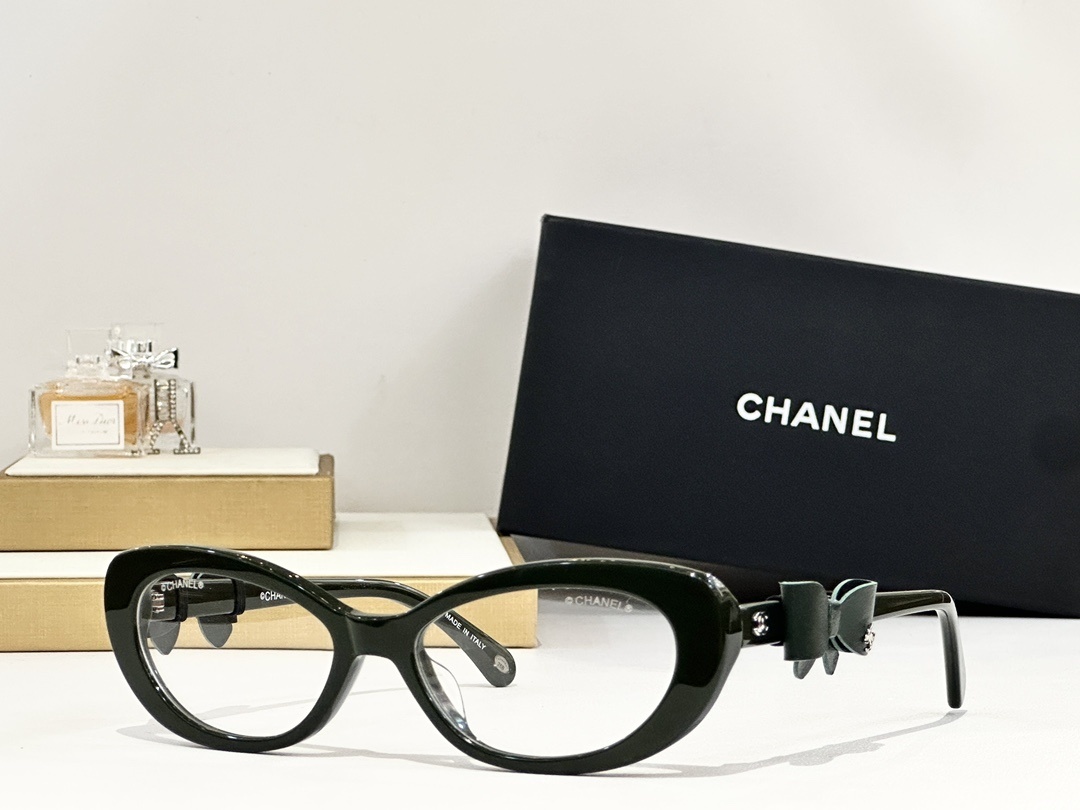 Chanel Cat-Eye Bow Ribbon Eyeglasses - Luxury Designer Frames