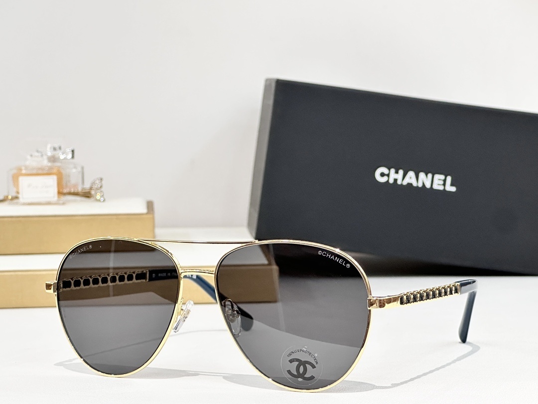 Chanel Aviator Sunglasses: Luxury Pilot Design with Chain Temples