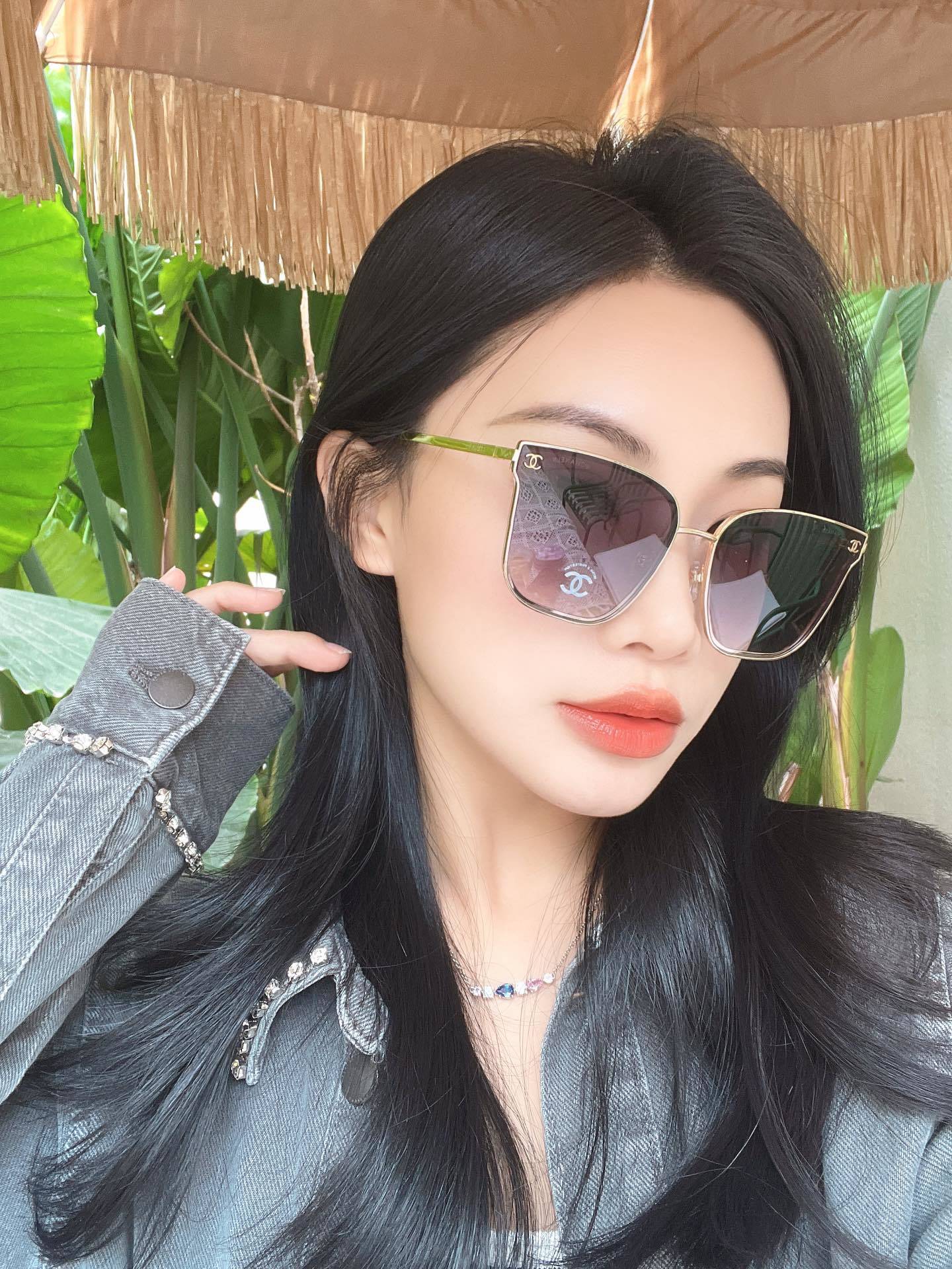 Luxury Oversized Square Sunglasses with Elegant Gradient Lenses