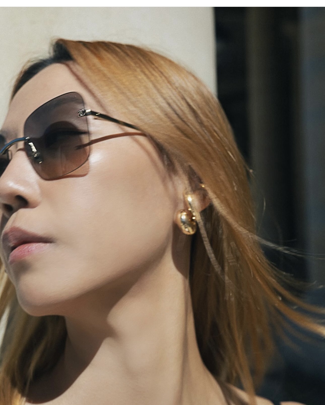 Elegant Black Sleeveless Mock Neck Top - Chic Ribbed Knit Tank