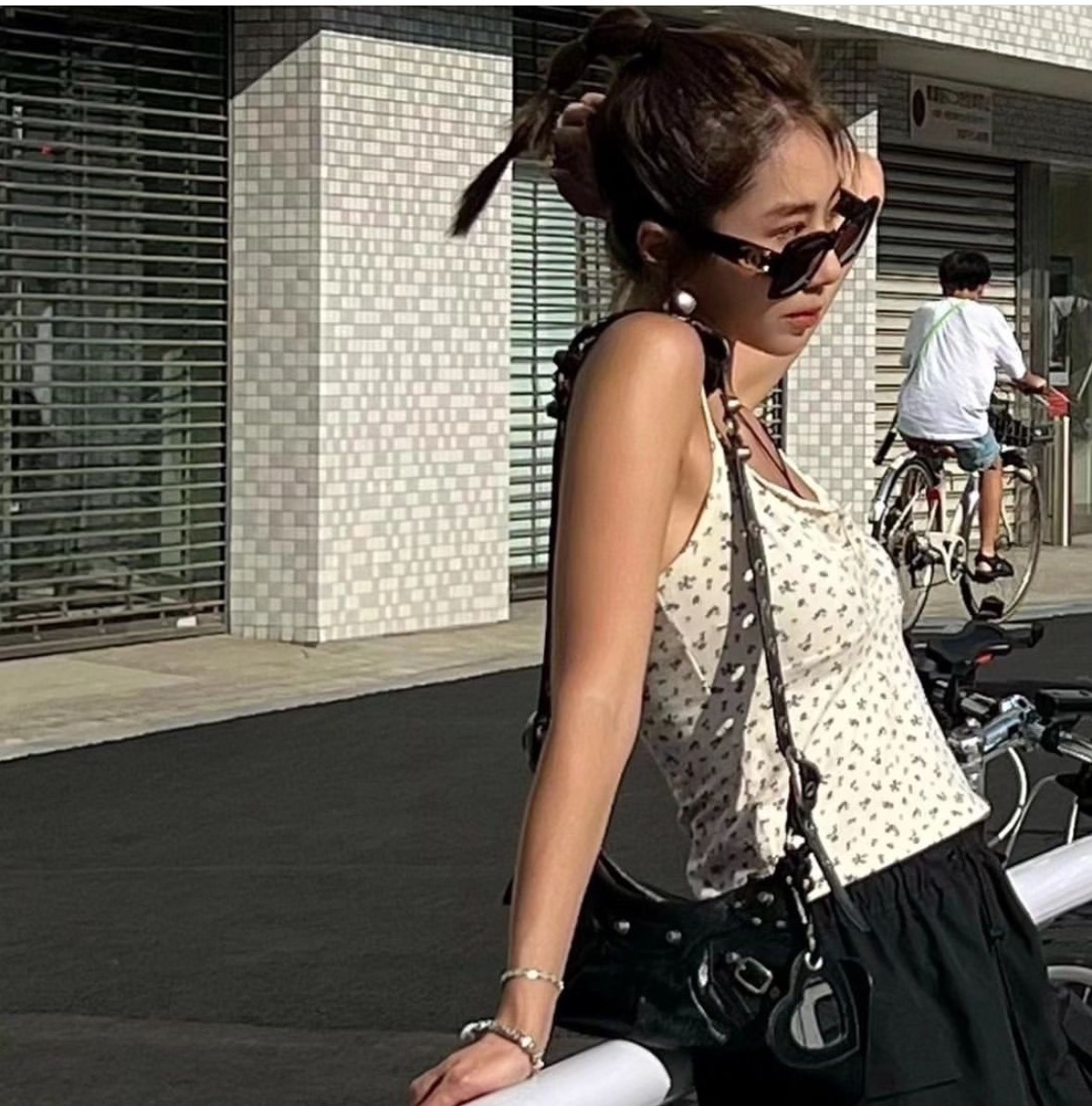 Luxury Oversized Square Black Sunglasses with Gold Logo Accent