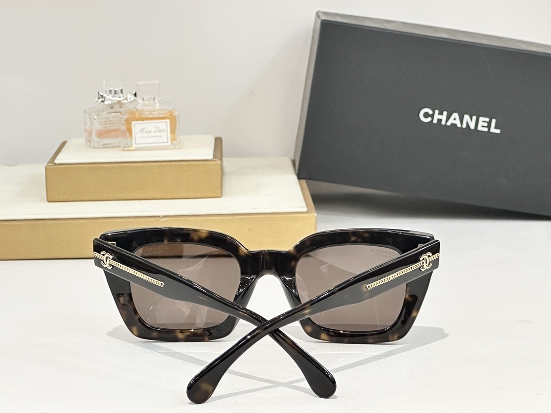 Chanel Luxury Square Sunglasses with CC Logo Chain Detail
