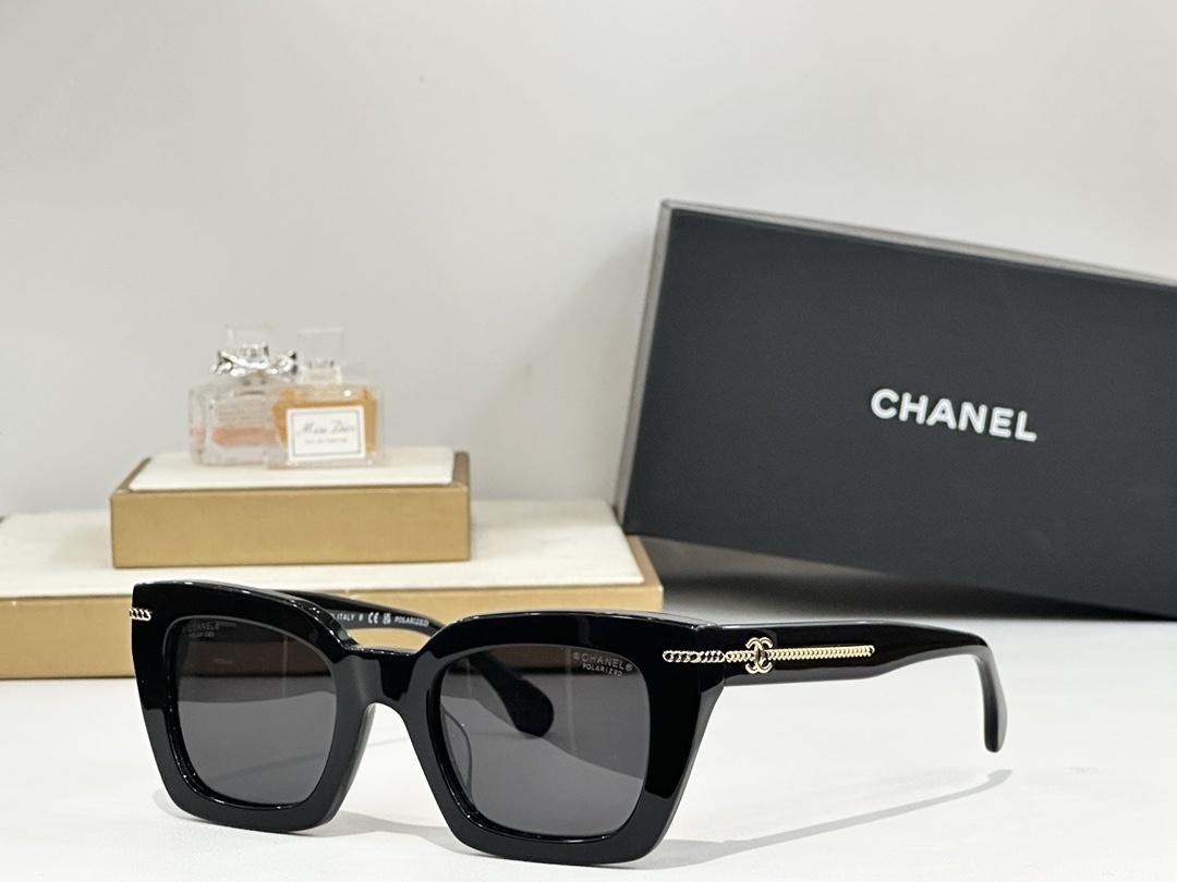 Chanel Luxury Square Sunglasses with CC Logo Chain Detail