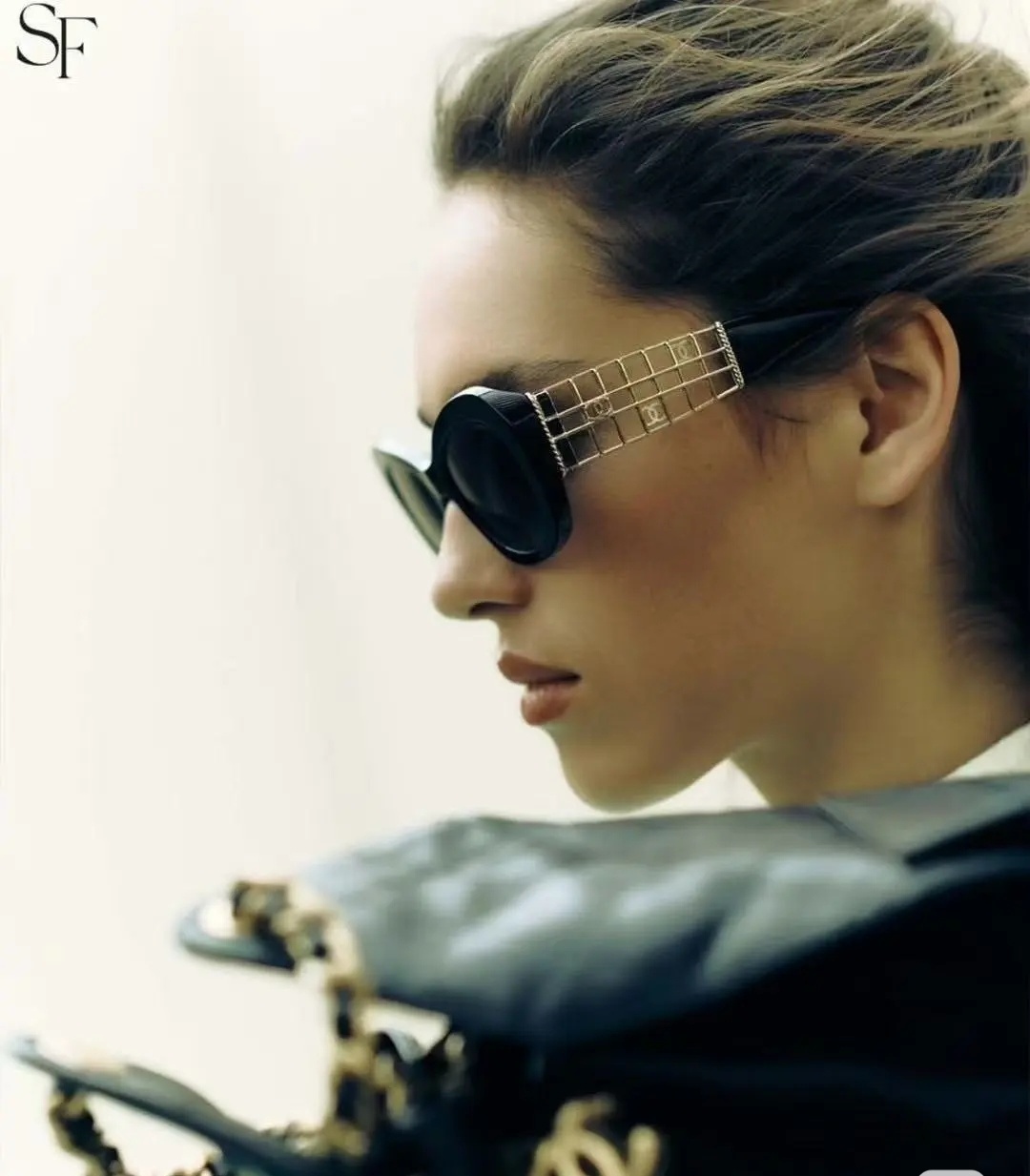 Chanel 9170 Butterfly Sunglasses – Black Acetate & Gold Lattice Temple