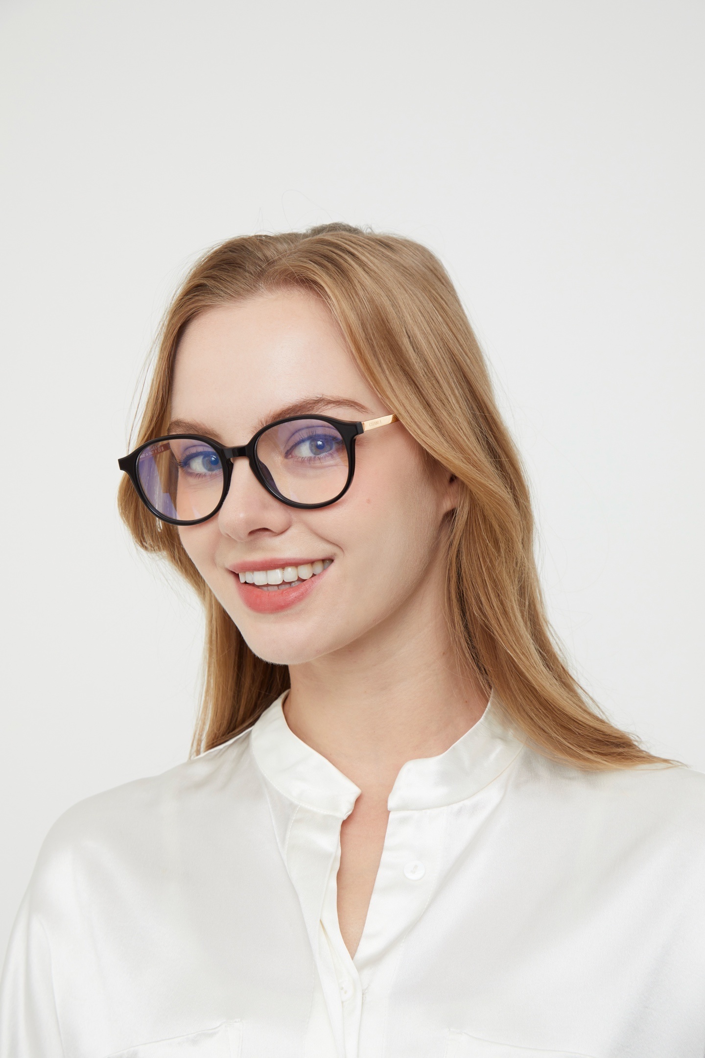 Chic Blue Light Blocking Glasses - Women's Anti-Glare Computer Eyewear