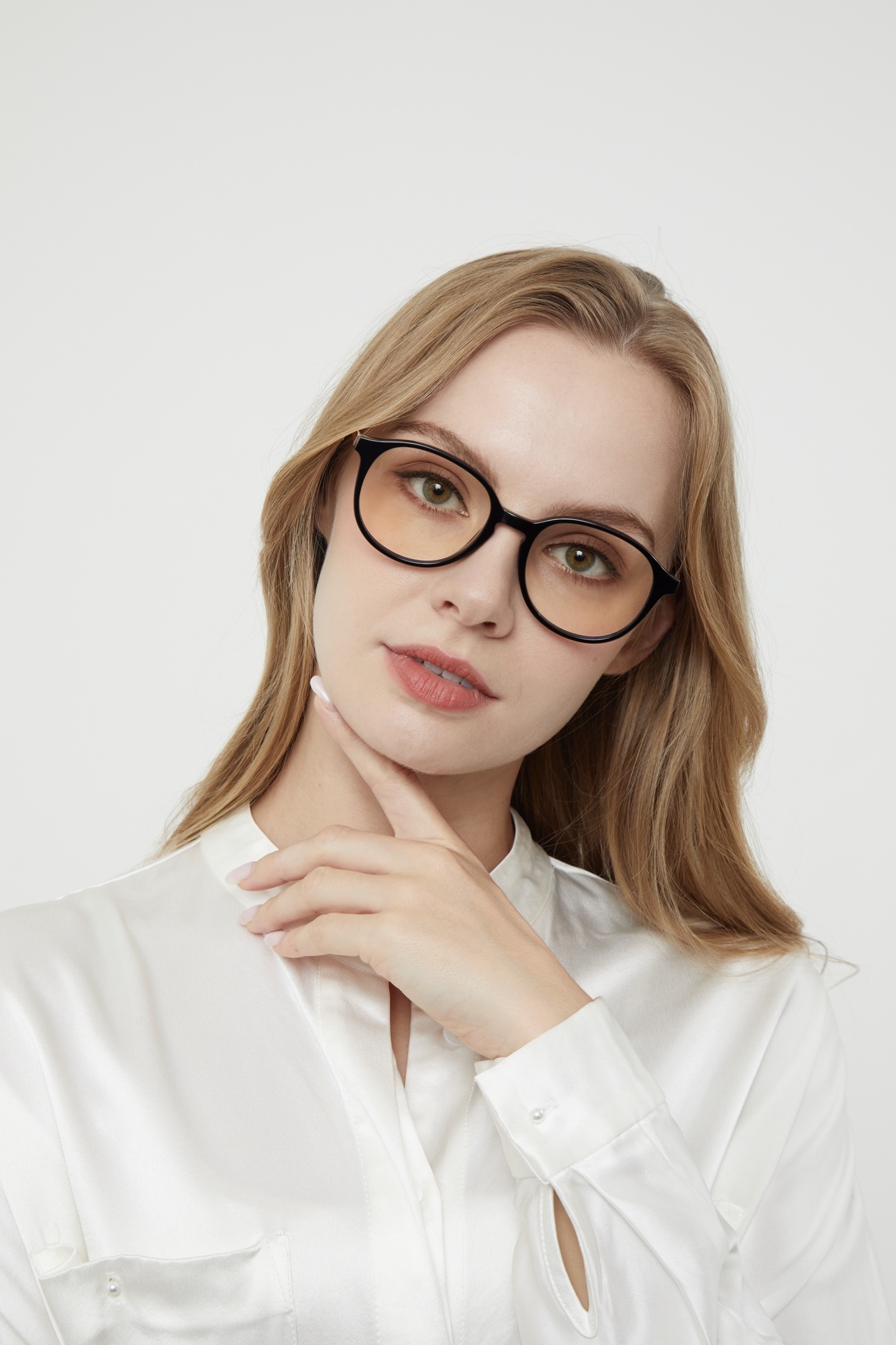 Chic Blue Light Blocking Glasses - Women's Anti-Glare Computer Eyewear