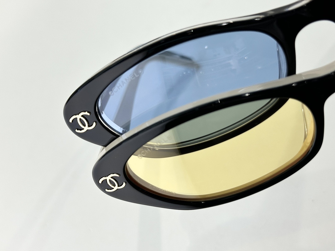 Luxury Chanel Retro Oval Sunglasses - Vintage CC Logo Eyewear