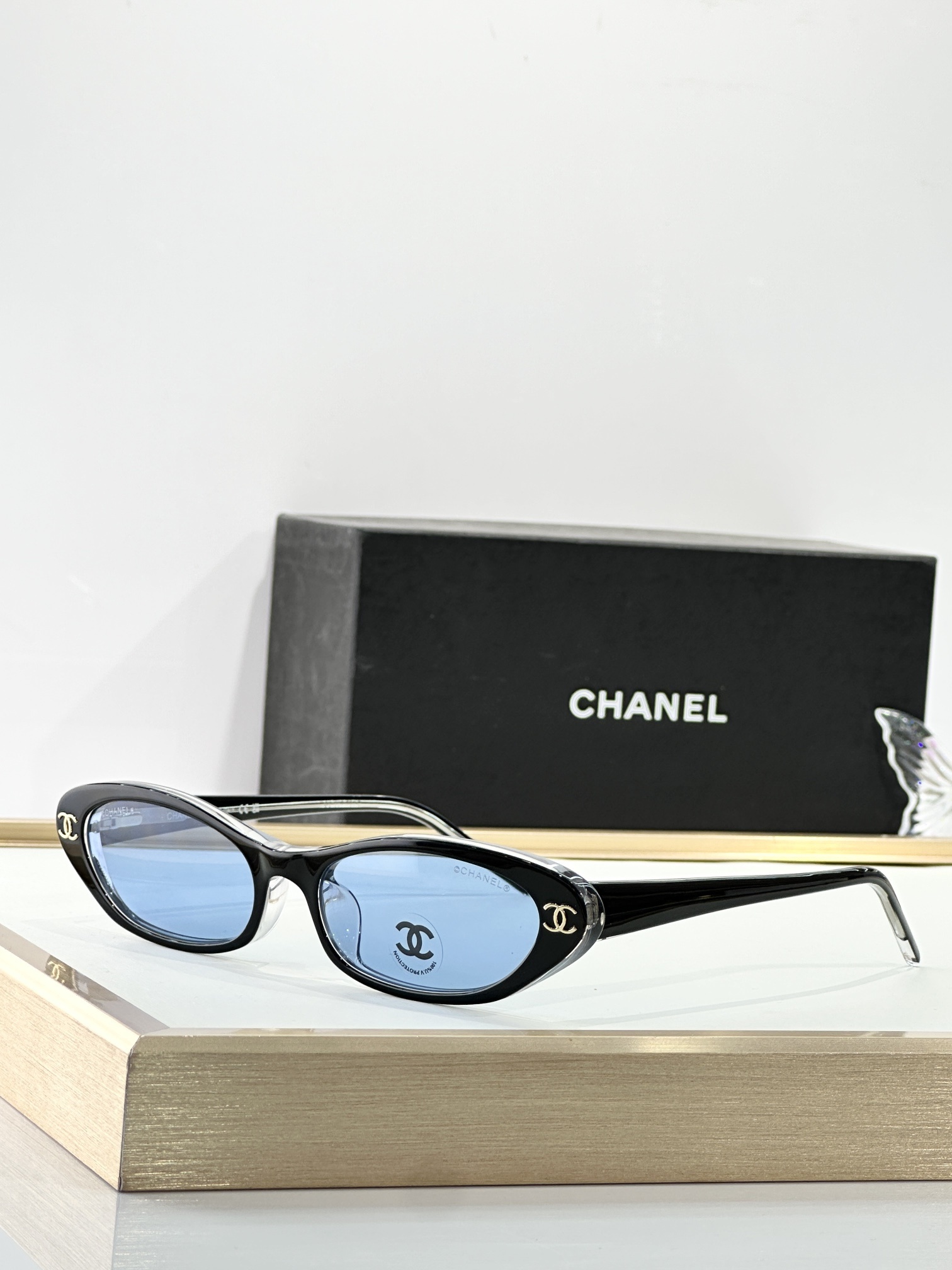 Luxury Chanel Retro Oval Sunglasses - Vintage CC Logo Eyewear
