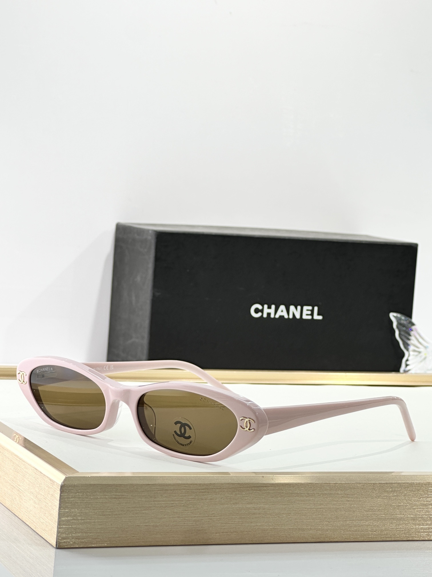 Luxury Chanel Retro Oval Sunglasses - Vintage CC Logo Eyewear