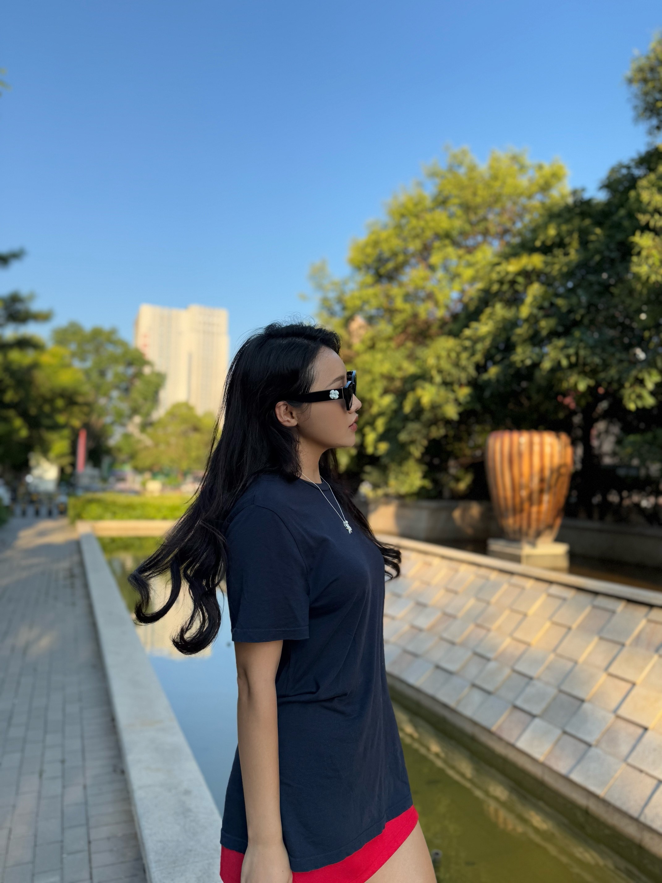 Luxury Black Square Sunglasses with White Camellia Flower Detail