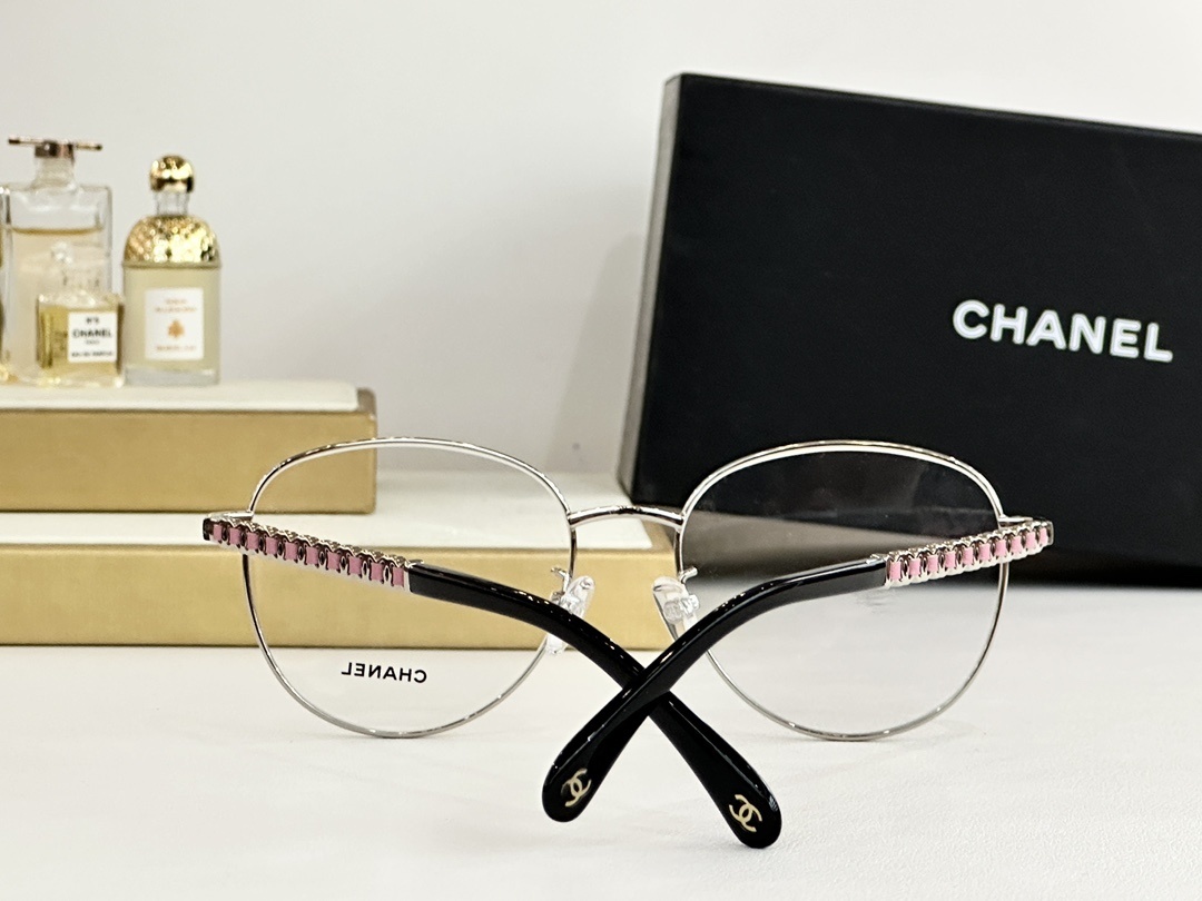 Chanel Luxury Round Metal Optical Frames for Women - Elegant Design