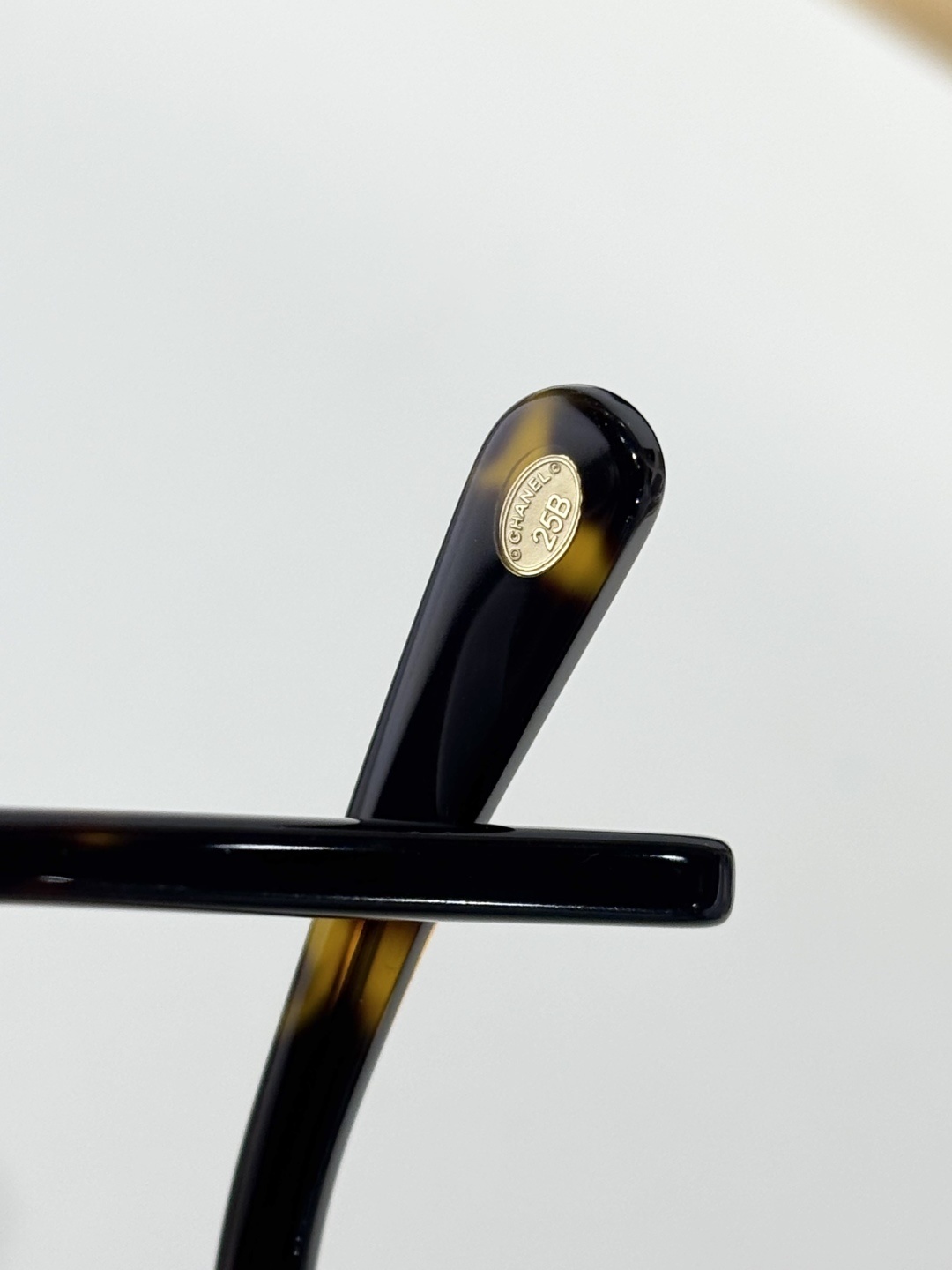 Chanel 9181Q Tortoise Polarized Sunglasses with Leather Bow Detail