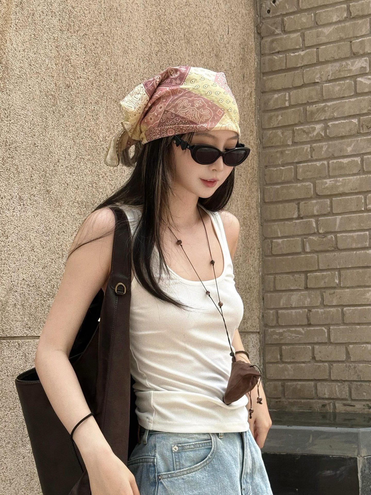 Givenchy White & Black 4G Logo Mesh Runner Sneakers