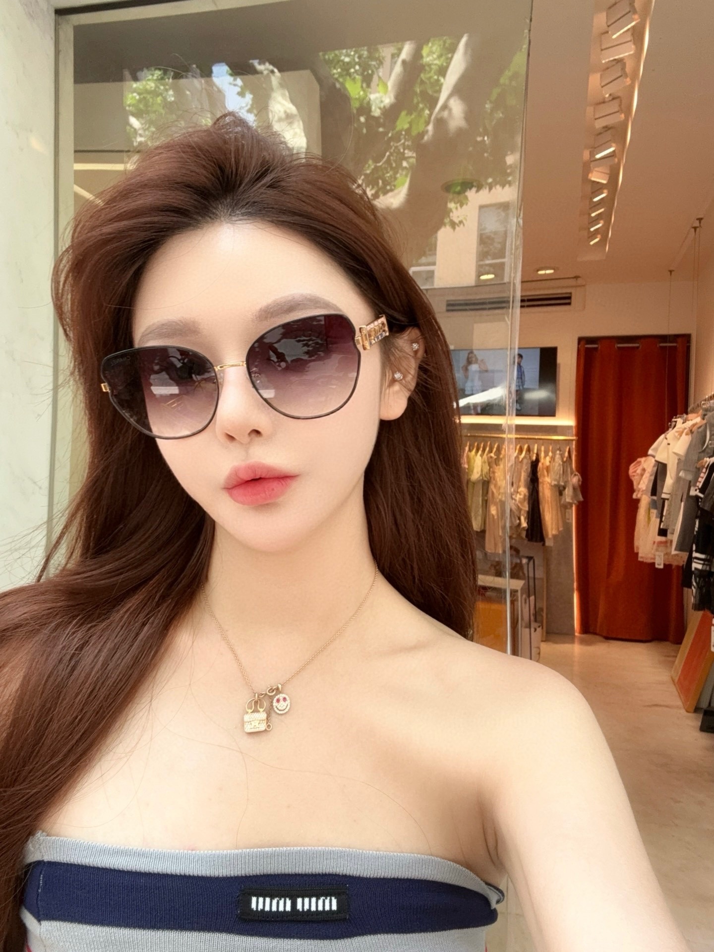 Luxury Women's Oversized Cat-Eye Sunglasses with Gradient Lenses