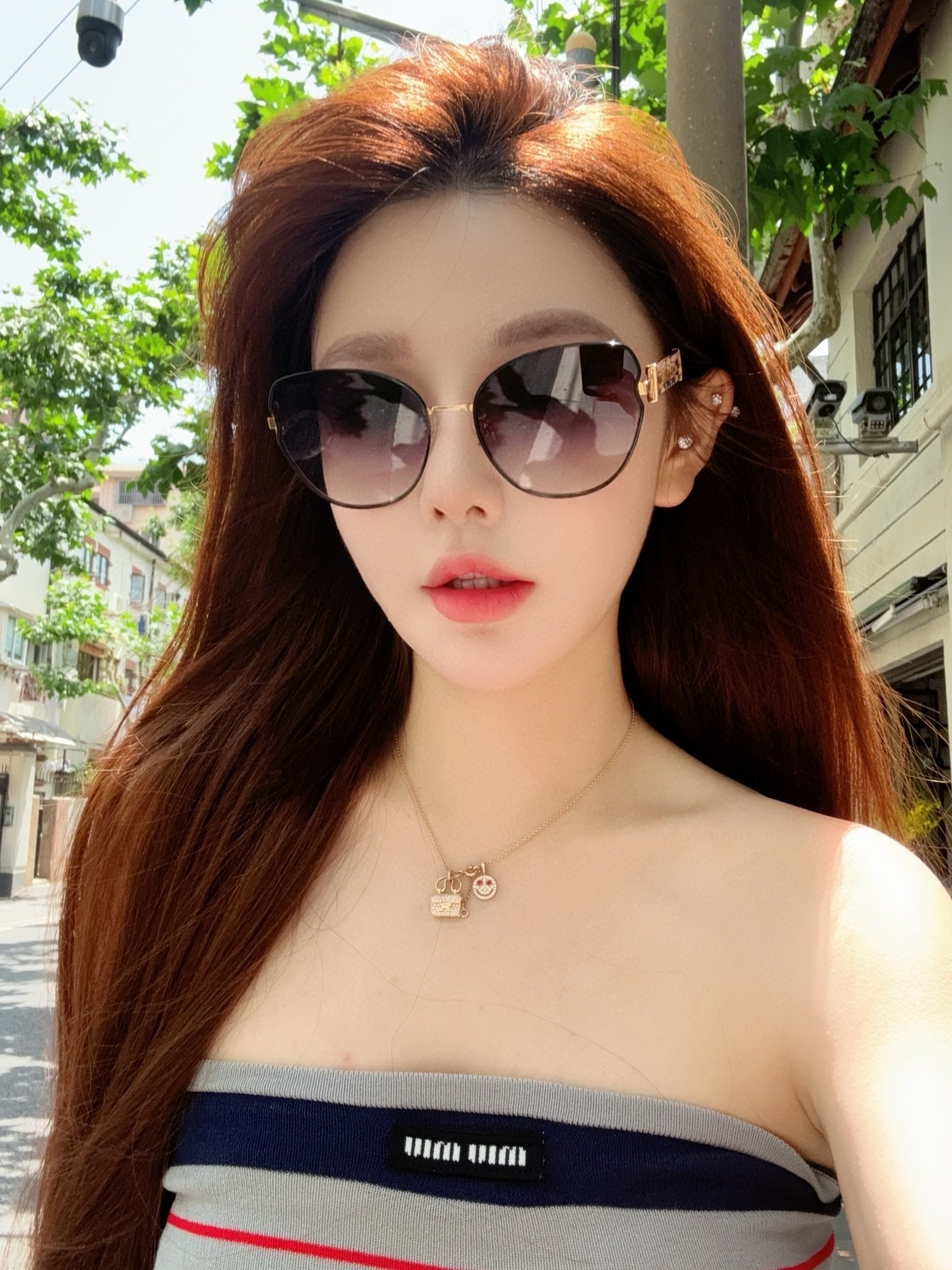 Luxury Women’s Oversized Cat-Eye Sunglasses with Gradient Lenses