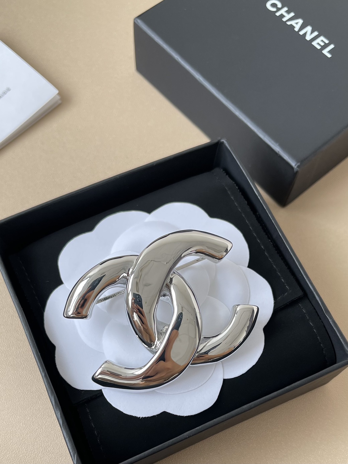 Luxury Chanel CC Logo Chunky Brooch - Elegant Gold & Silver Finish