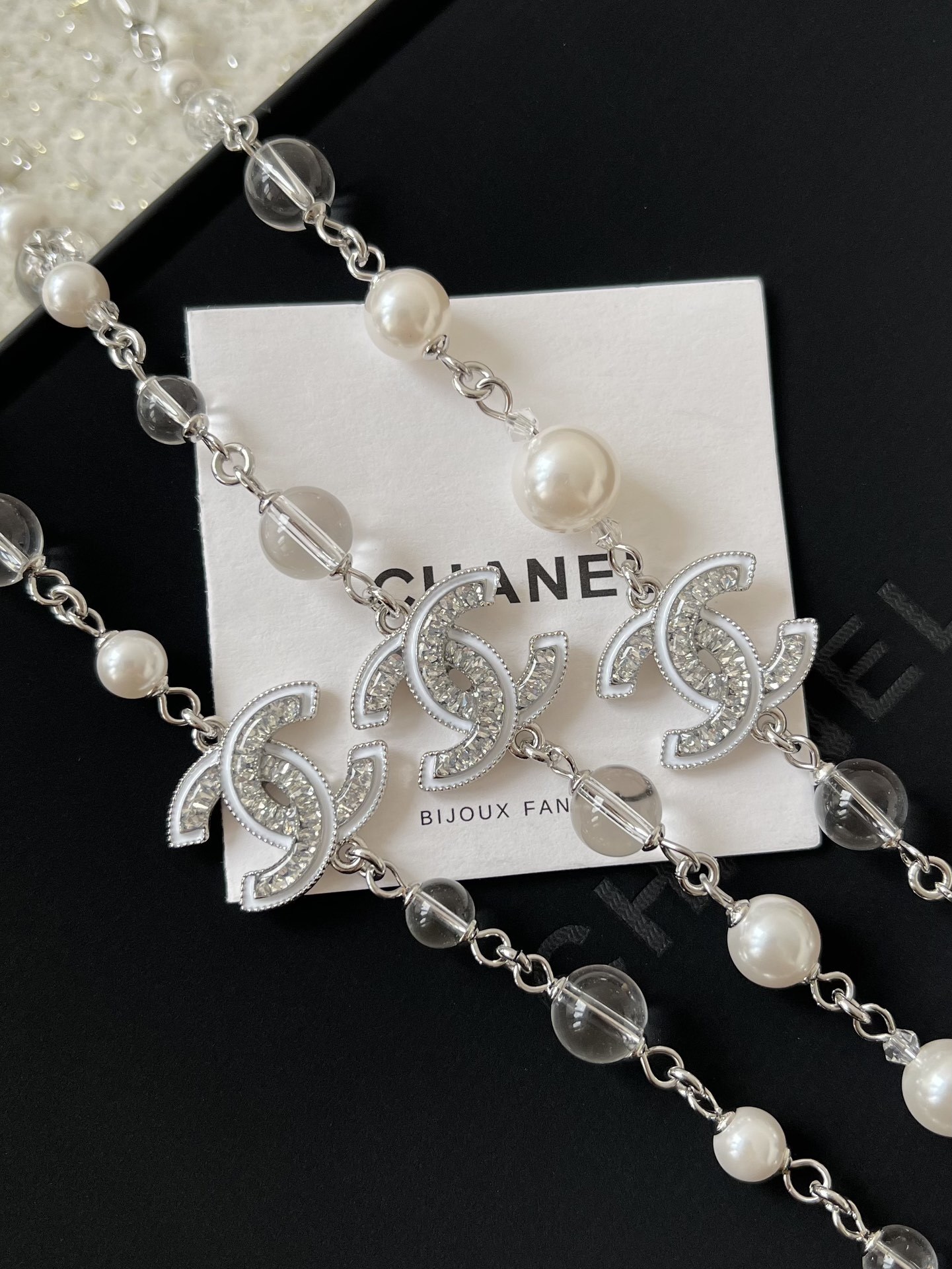 Chanel 2024/25 Cruise Long Necklace - Pearl & Crystal CC Logo