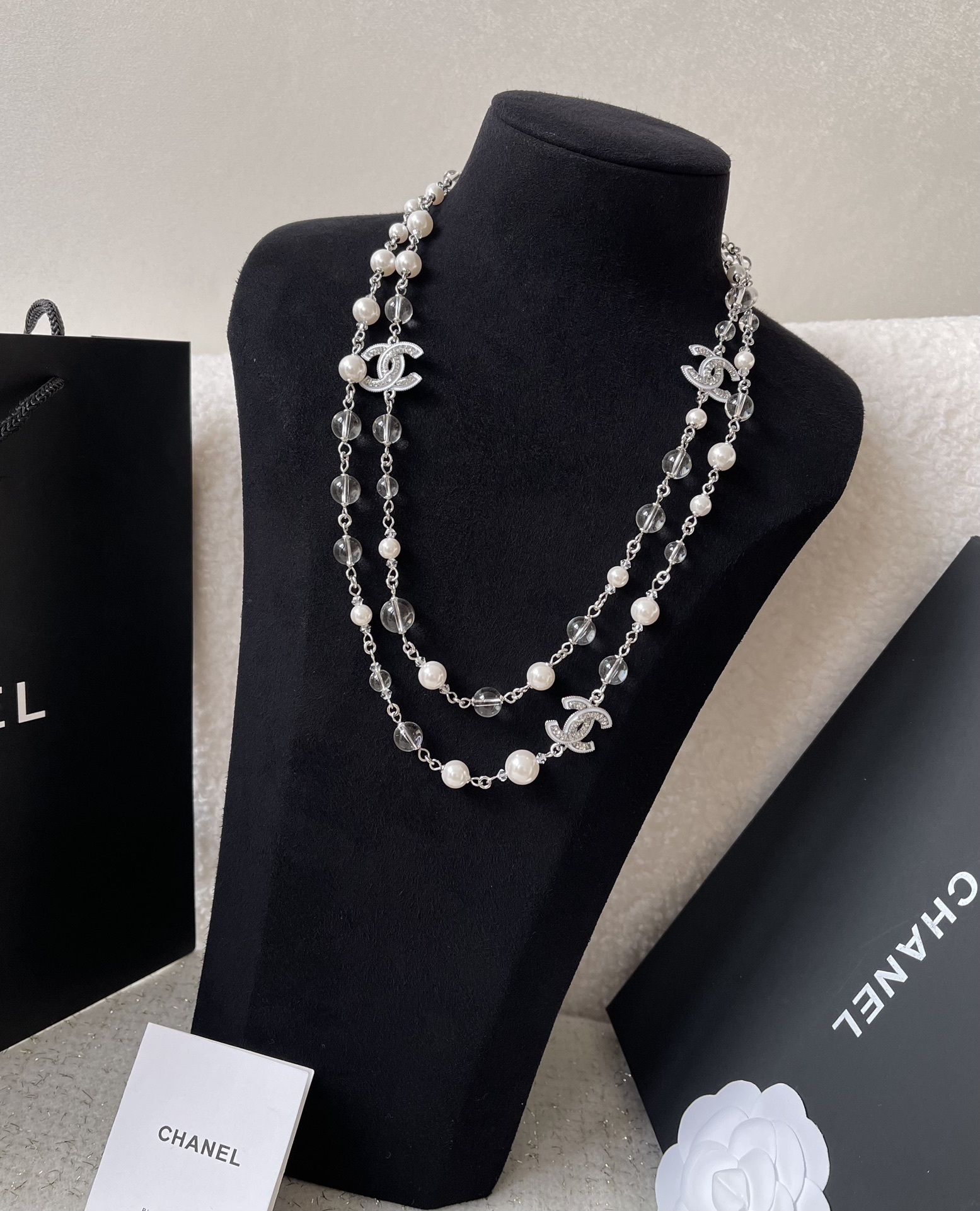 Chanel 2024/25 Cruise Long Necklace - Pearl & Crystal CC Logo
