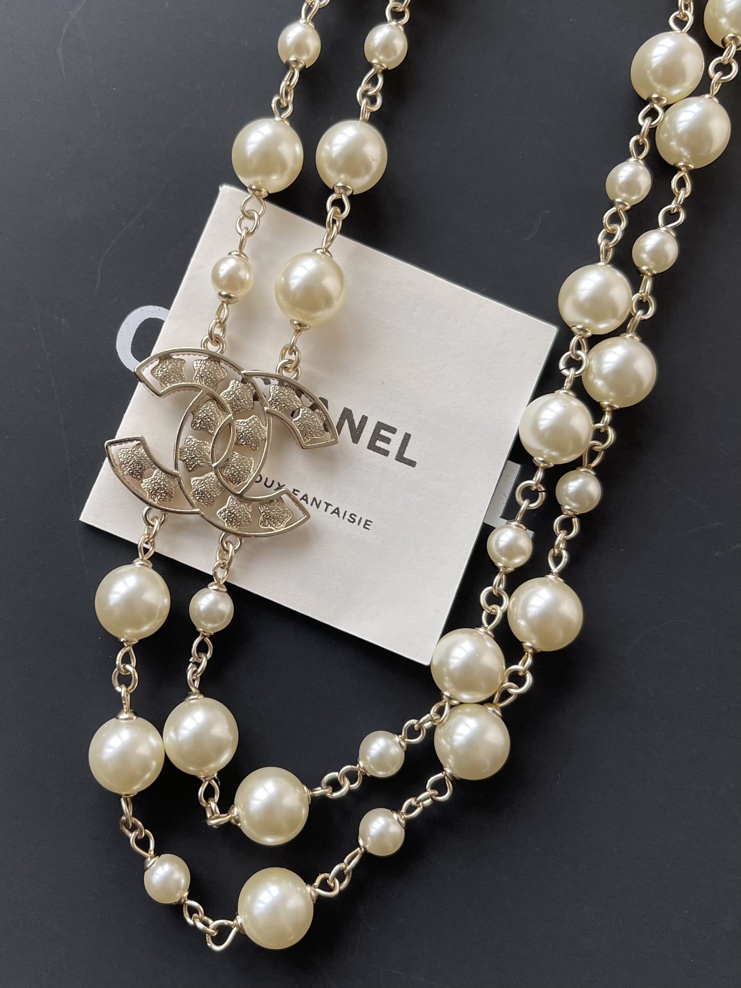 Luxury Double Layer Pearl Necklace with Colorful Crystal CC Logo