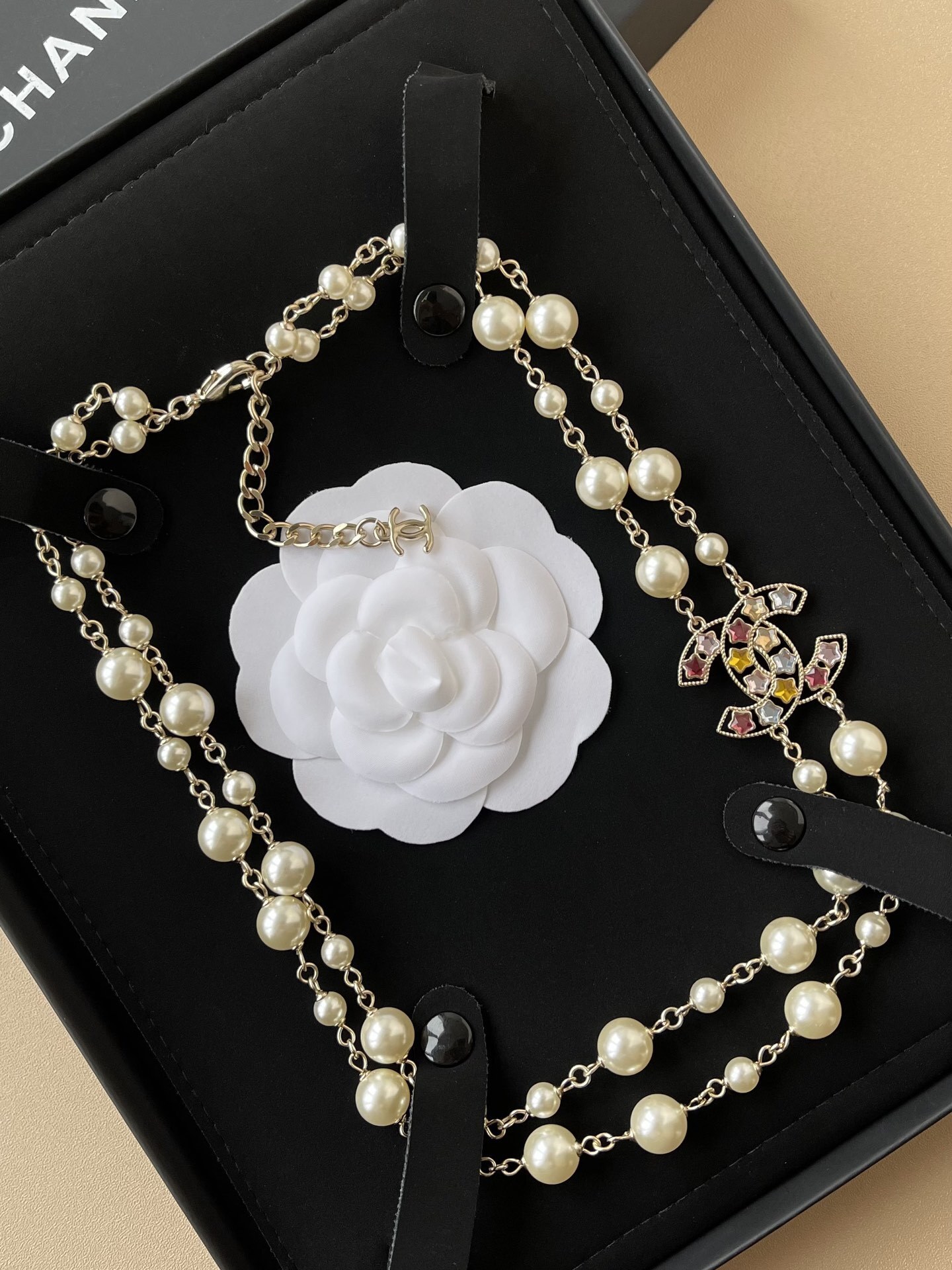 Luxury Double Layer Pearl Necklace with Colorful Crystal CC Logo