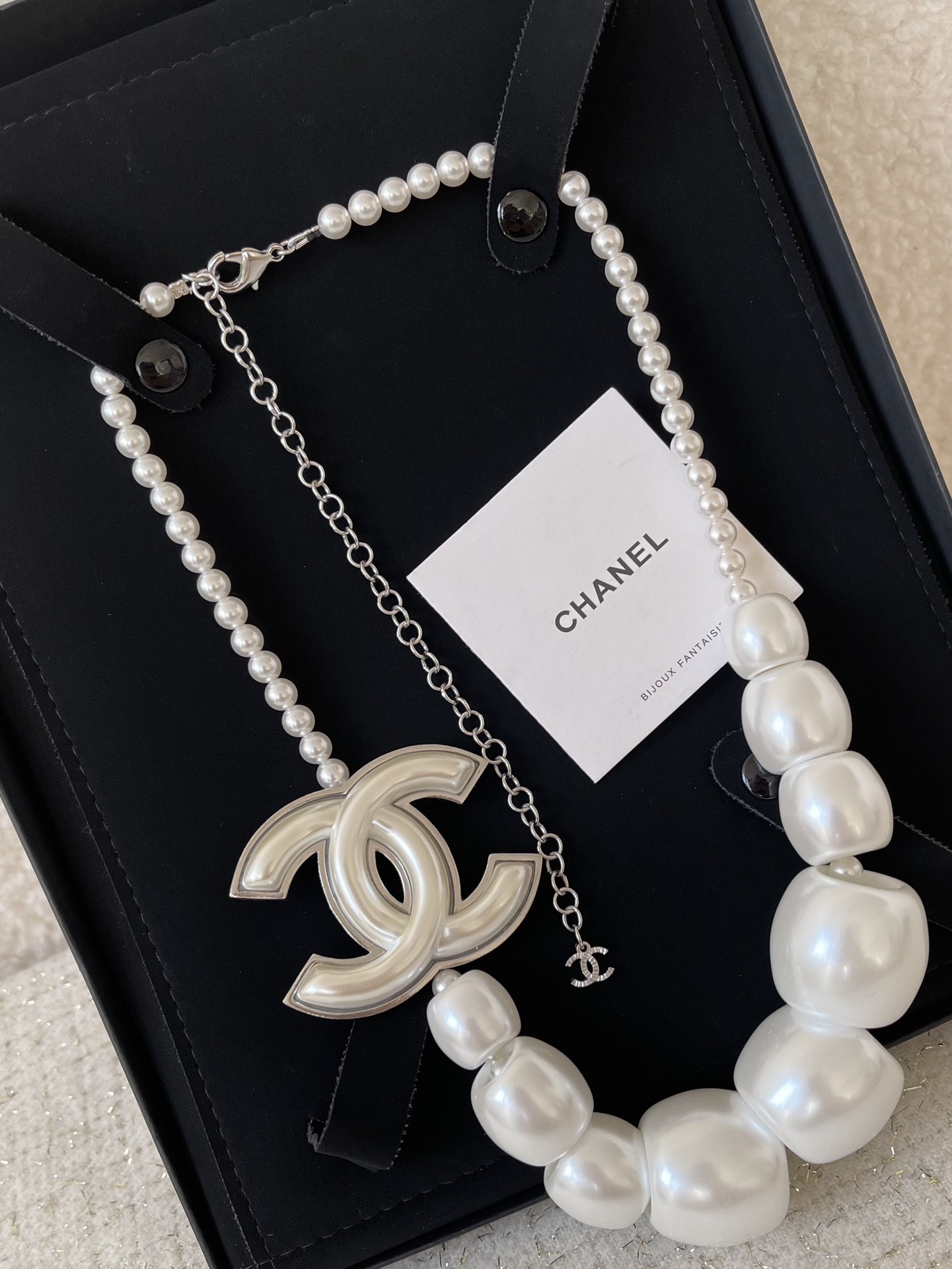 Chanel 2024/25 Cruise Pearl Necklace with Oversized CC Logo