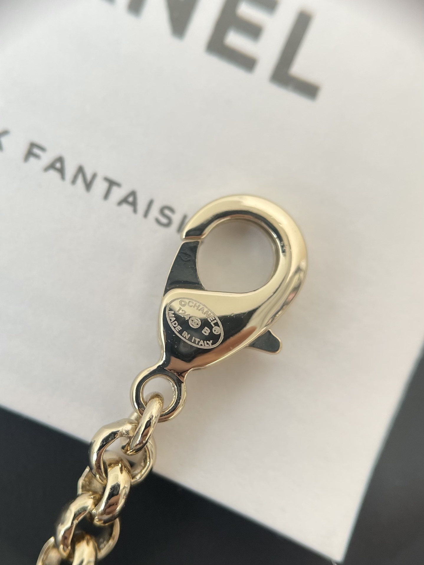 Elegant Pearl Necklace with Pink CC Logo Charm - Luxury Jewelry Gift