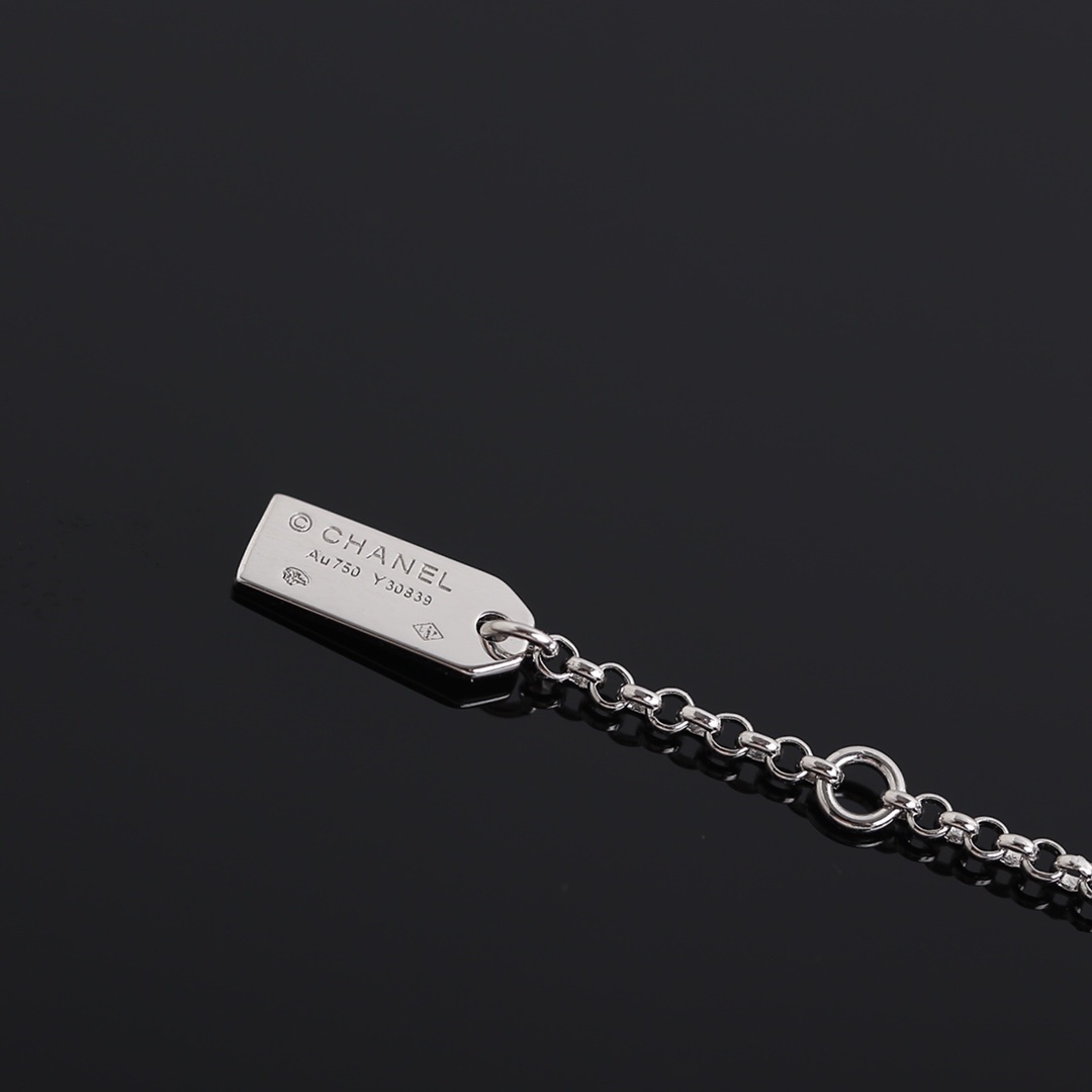 Luxury Chanel Camellia Flower Crystal Drop Necklace - Silver Tone