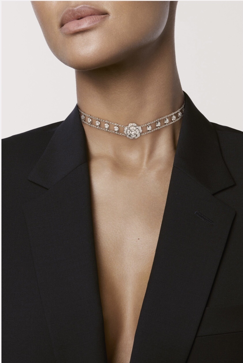 Bouton de Camélia Diamond Choker in 18K White Gold