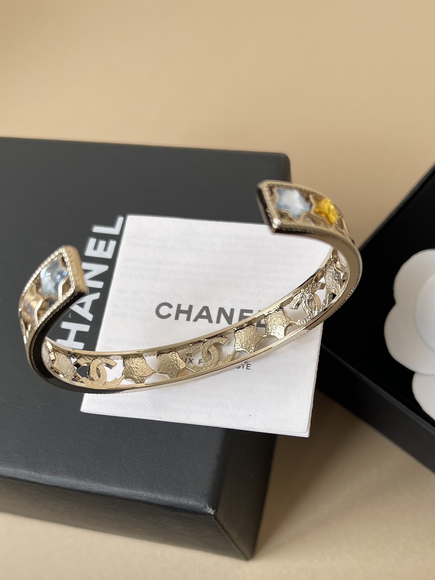 Elegant Gold Star Bangle Bracelet with Colorful Crystals