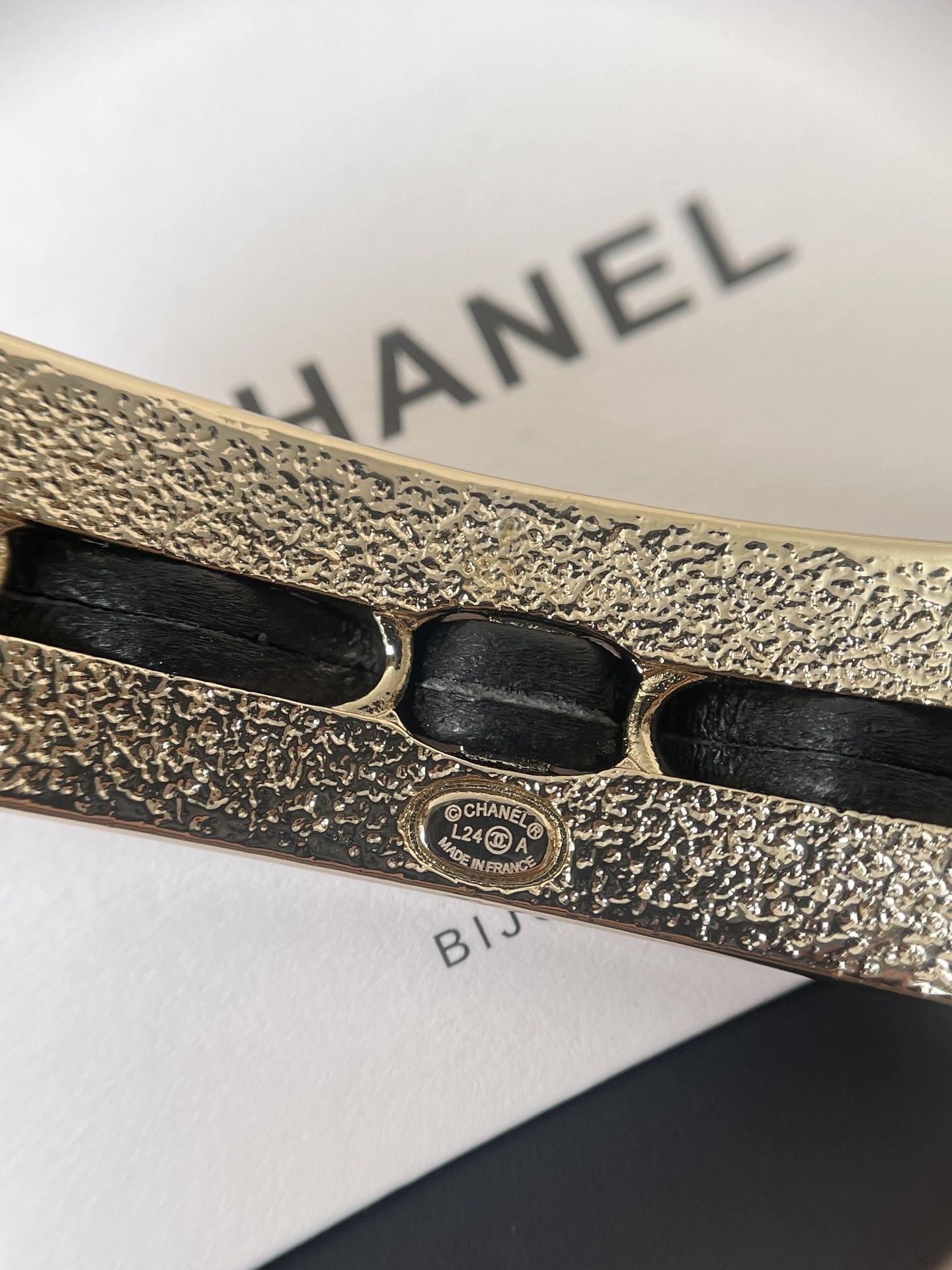 Elegant Leather Chain & Enamel Cuff Bangle - Premium Women's Jewelry