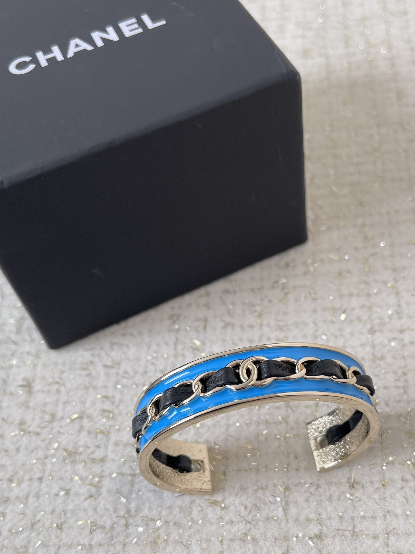 Elegant Leather Chain & Enamel Cuff Bangle - Premium Women's Jewelry