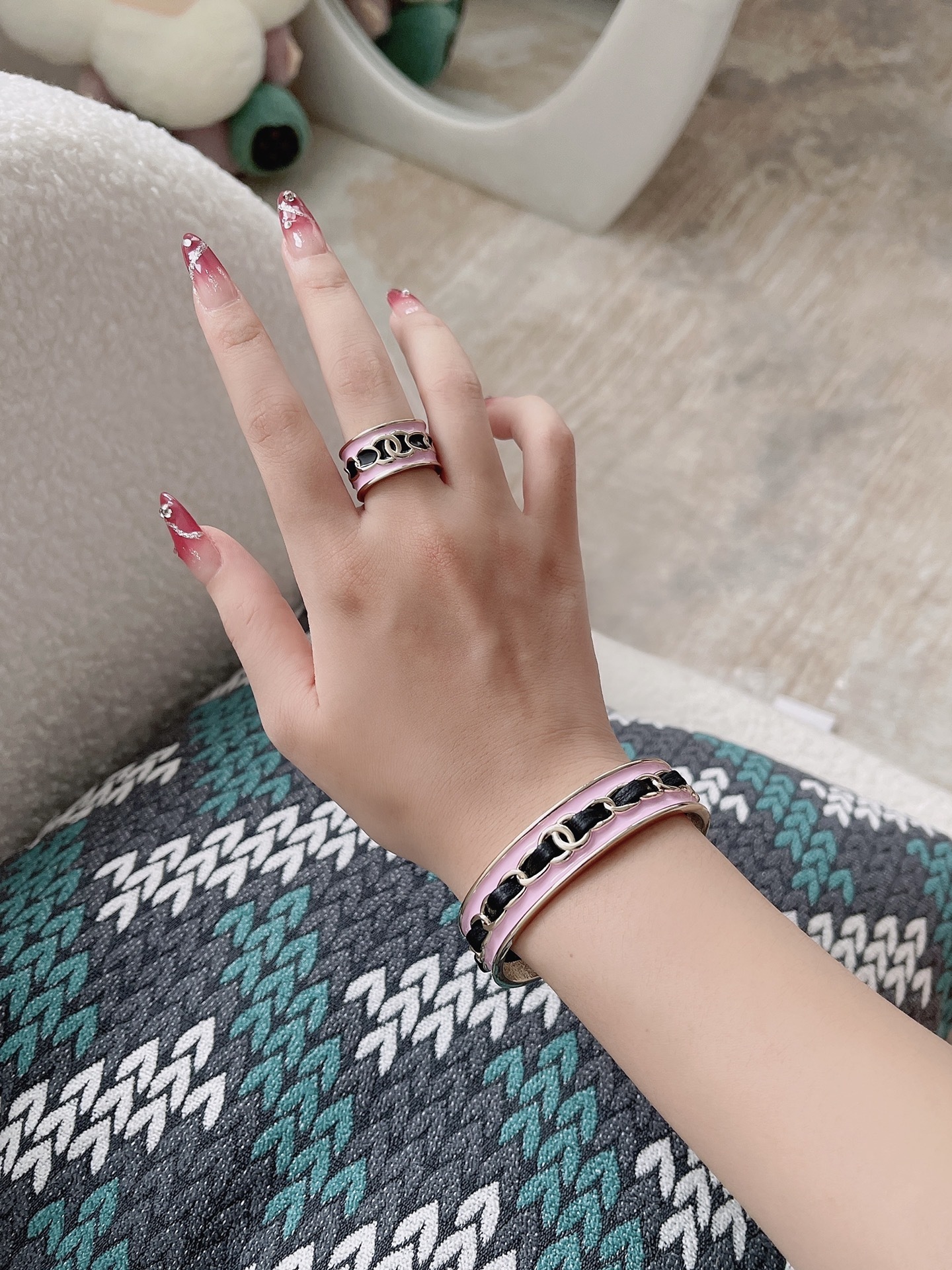 Elegant Leather Chain & Enamel Cuff Bangle - Premium Women's Jewelry