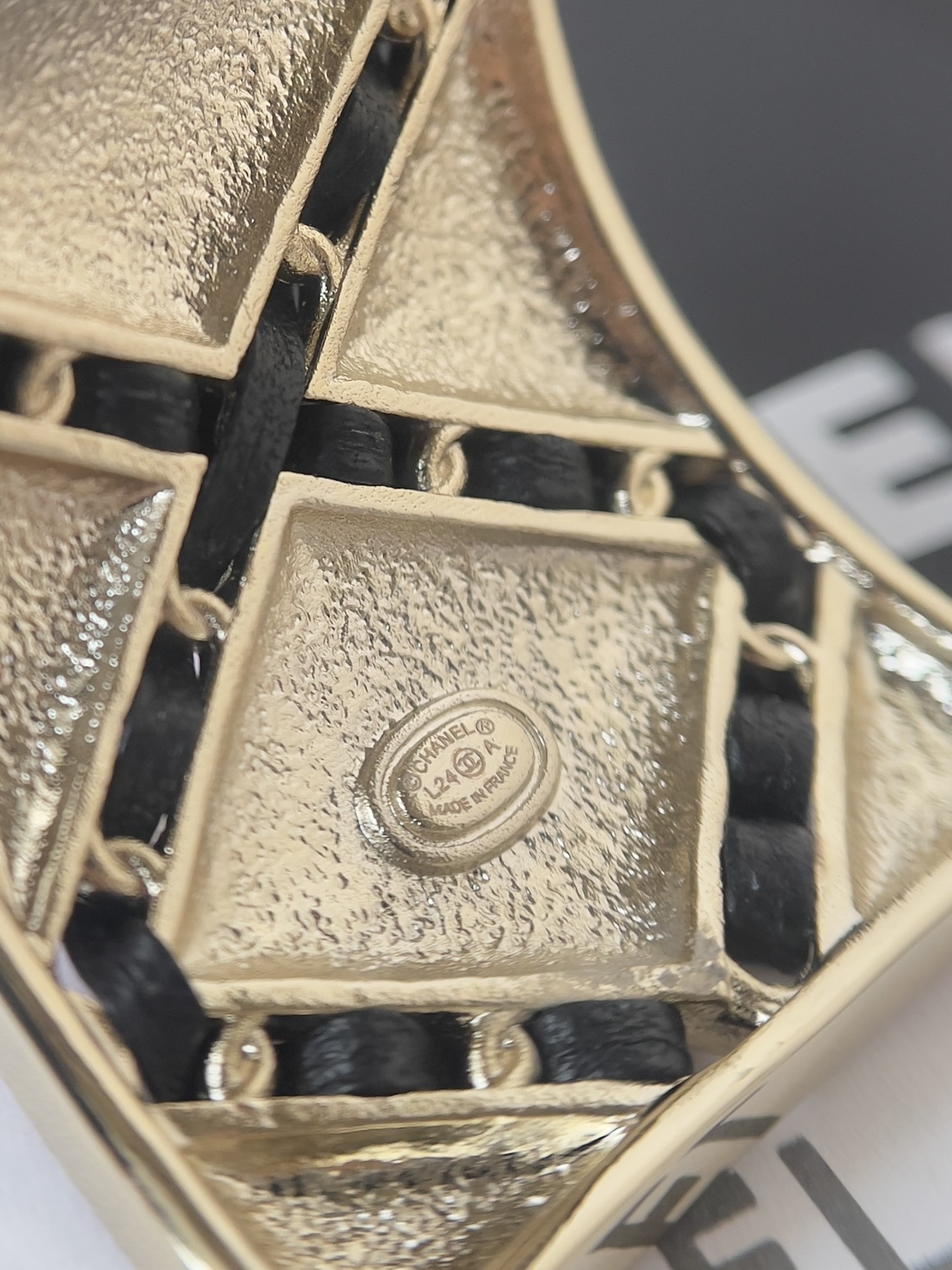 Chanel CC Quilted Cuff Bracelet - Purple Resin & Gold Metal