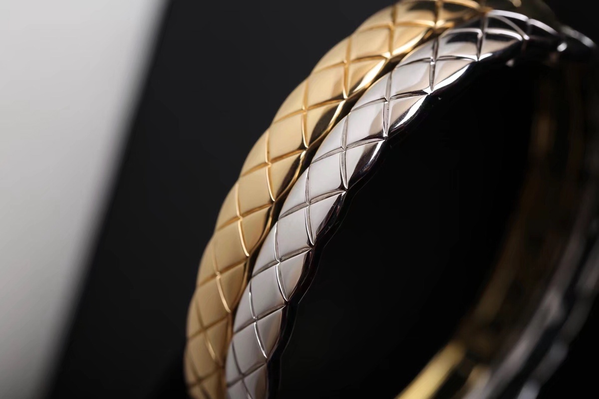 Luxury Quilted Pattern Bangle Bracelet - Gold, Silver, Rose Gold