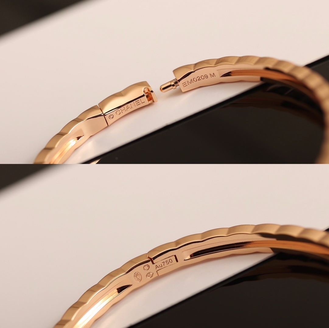 Chanel Coco Crush Bracelet 18K Beige Gold with Diamonds J12326