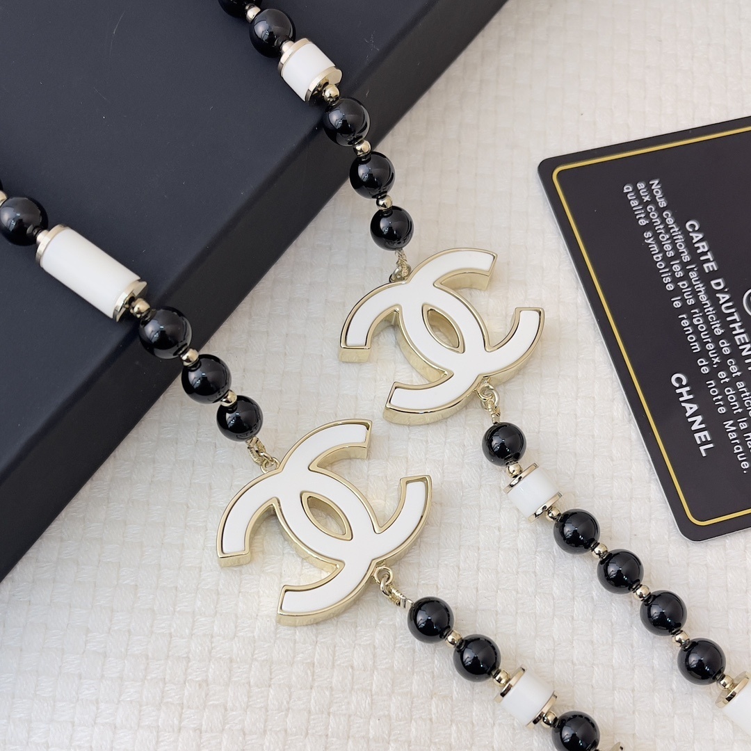 Luxury Chanel Black & White CC Logo Long Beaded Necklace