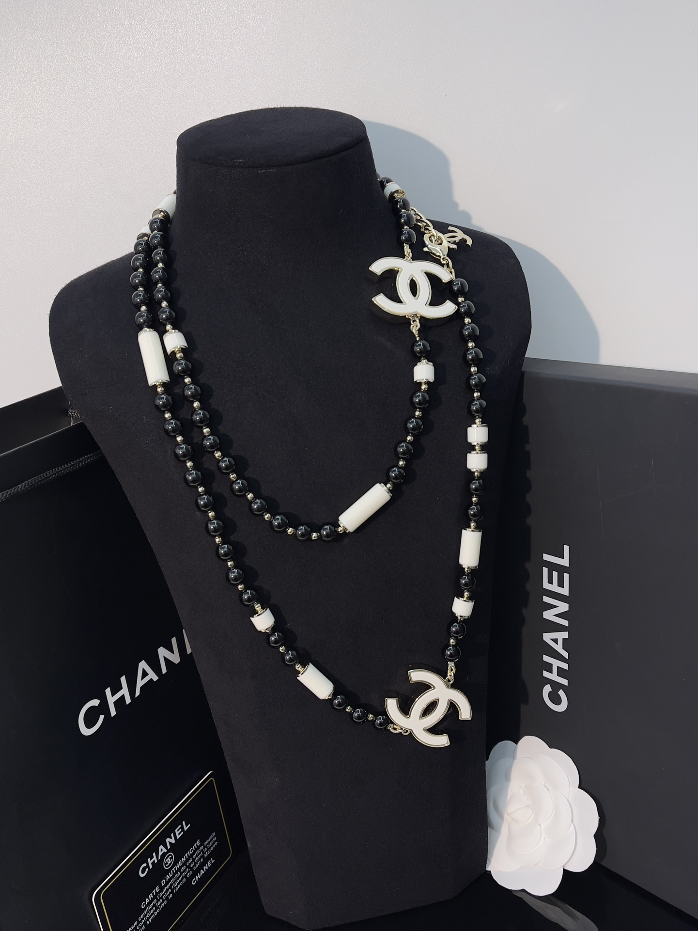 Luxury Chanel Black & White CC Logo Long Beaded Necklace