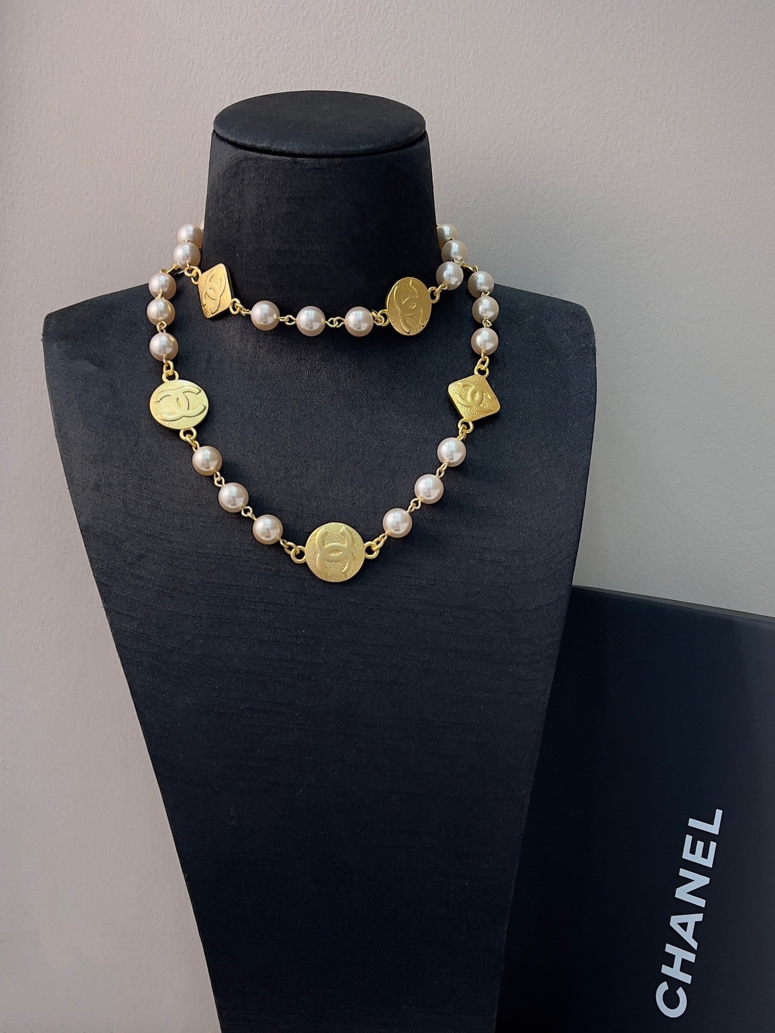Luxury Long Pearl Necklace with Gold CC Logo Medallions