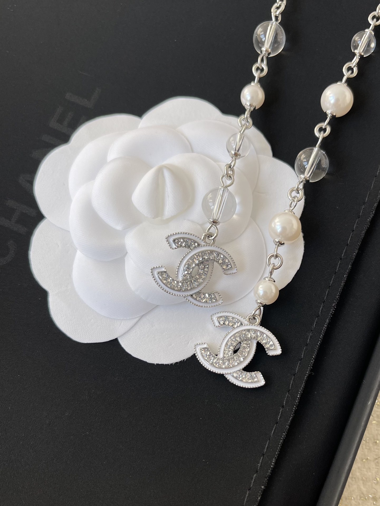 Chanel 25C Crystal Pearl Clover Long Necklace and Earrings Set