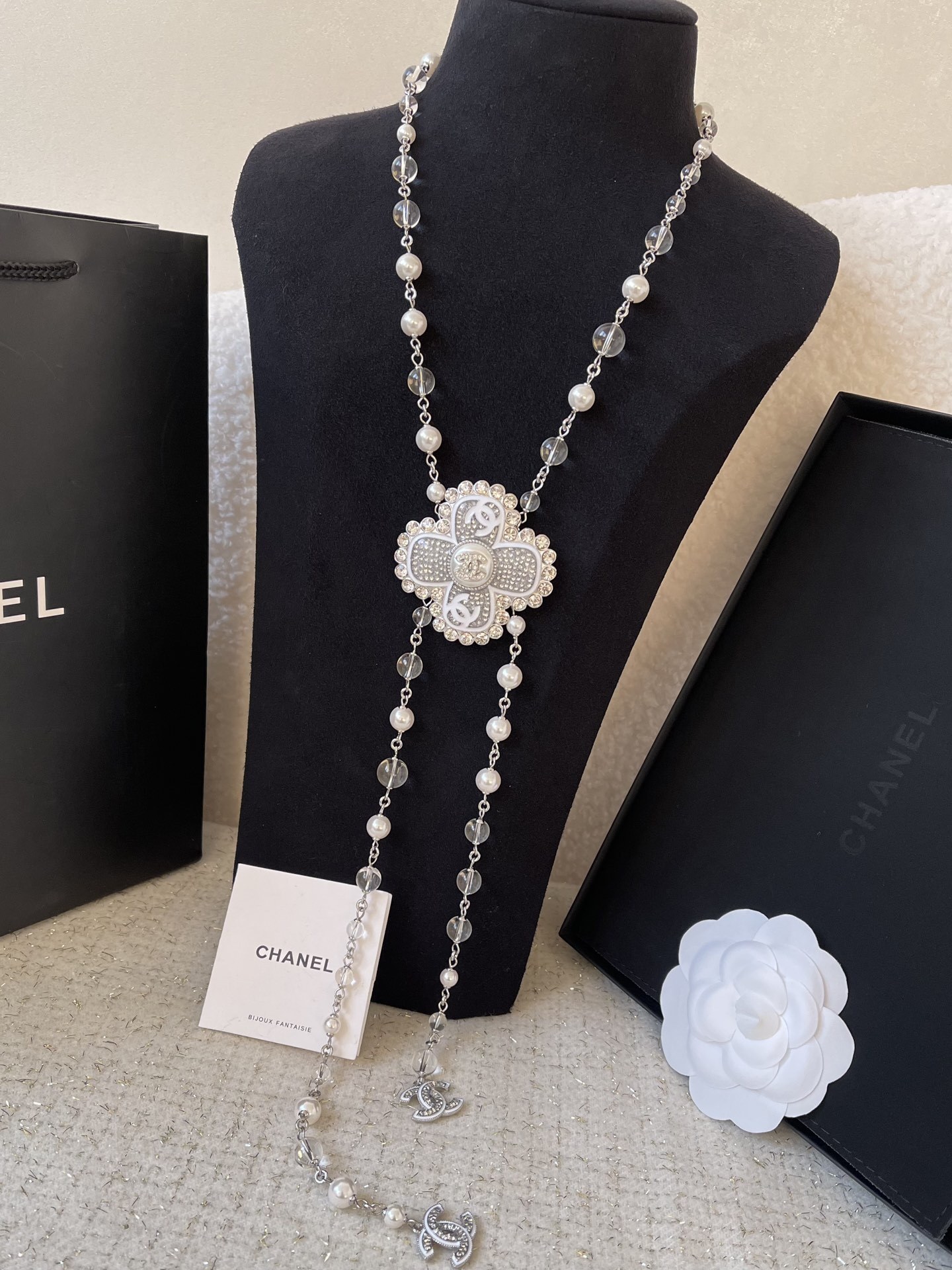 Chanel 25C Crystal Pearl Clover Long Necklace and Earrings Set